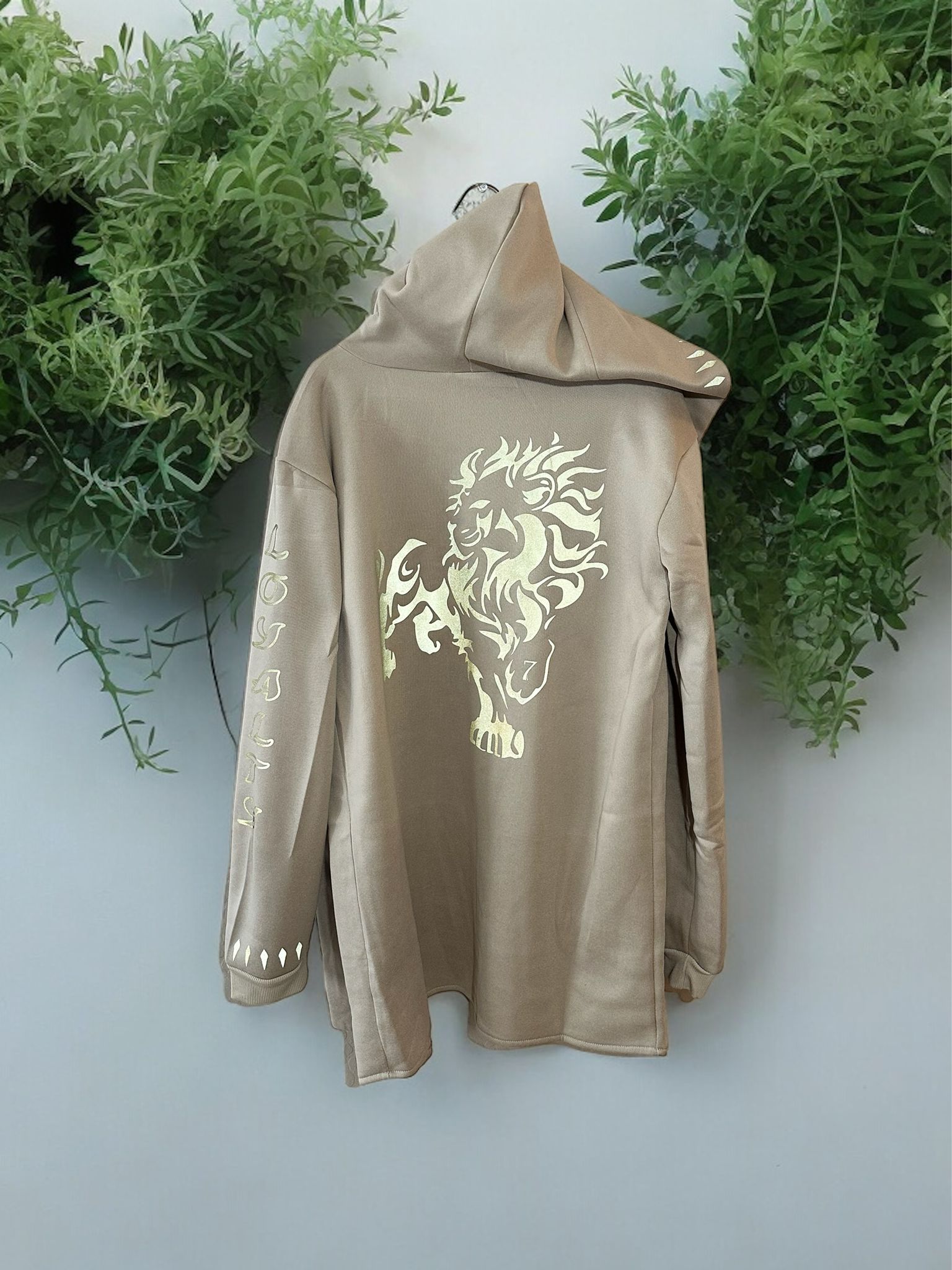 7 Lion “ Never give up” Cardigan