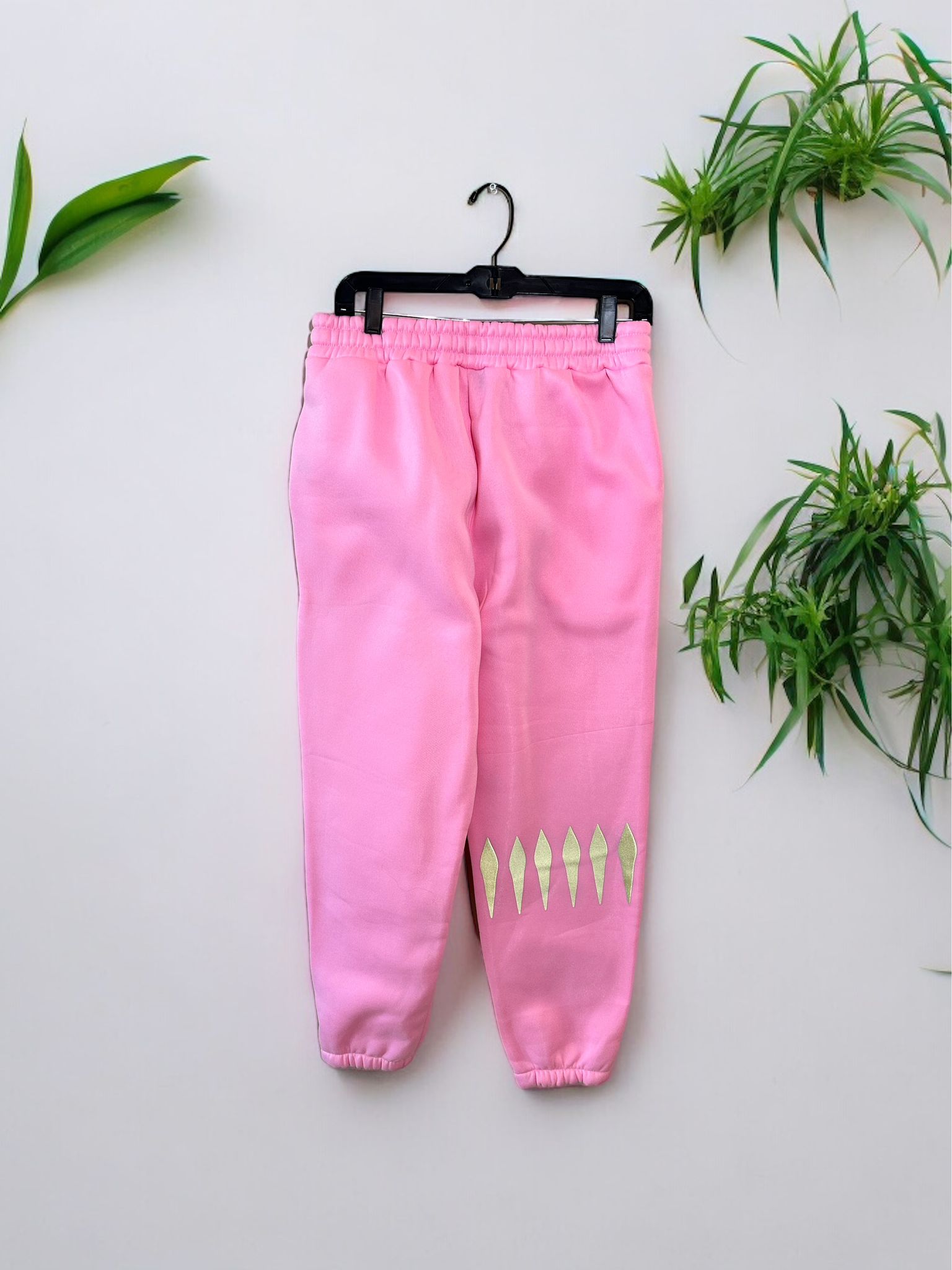 The “Lioness sweatpants”