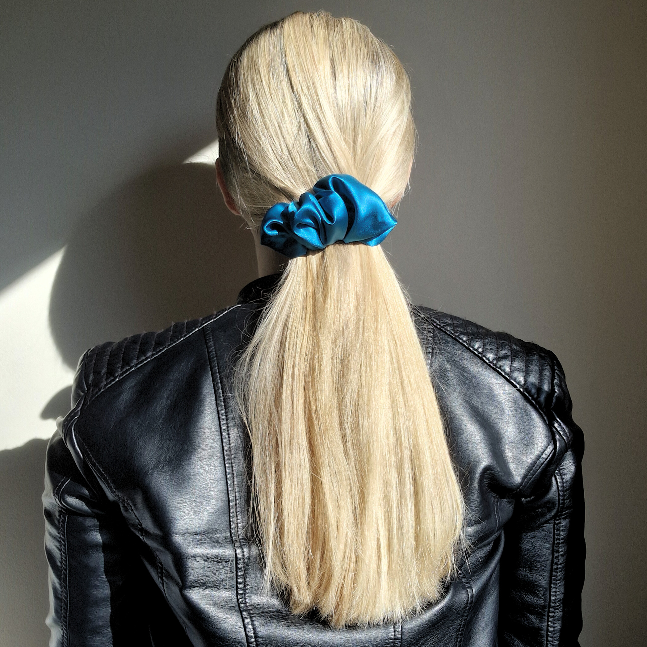 Mėlynas elektrinis segtukas