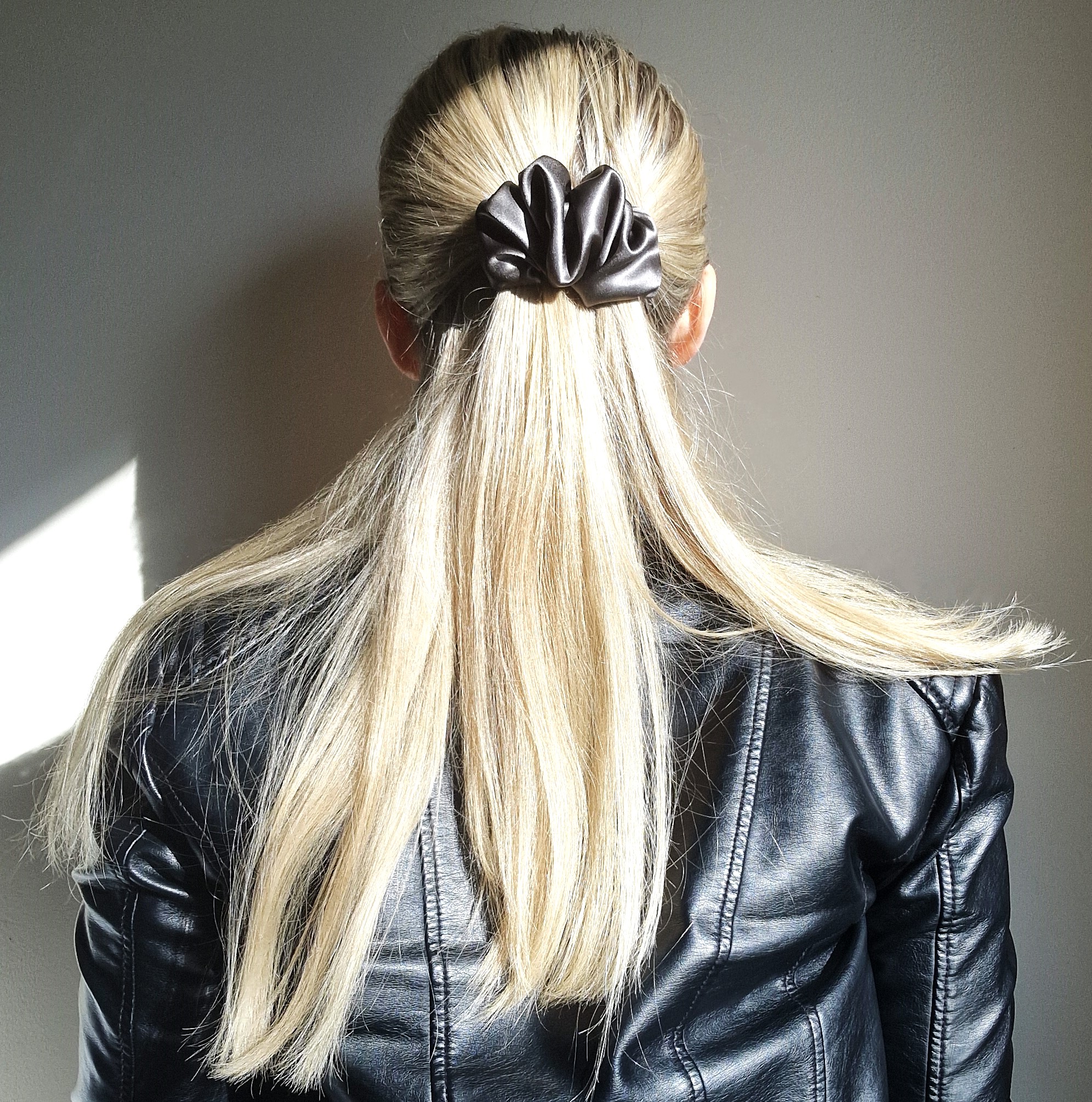 Grafito pilkas segtukas