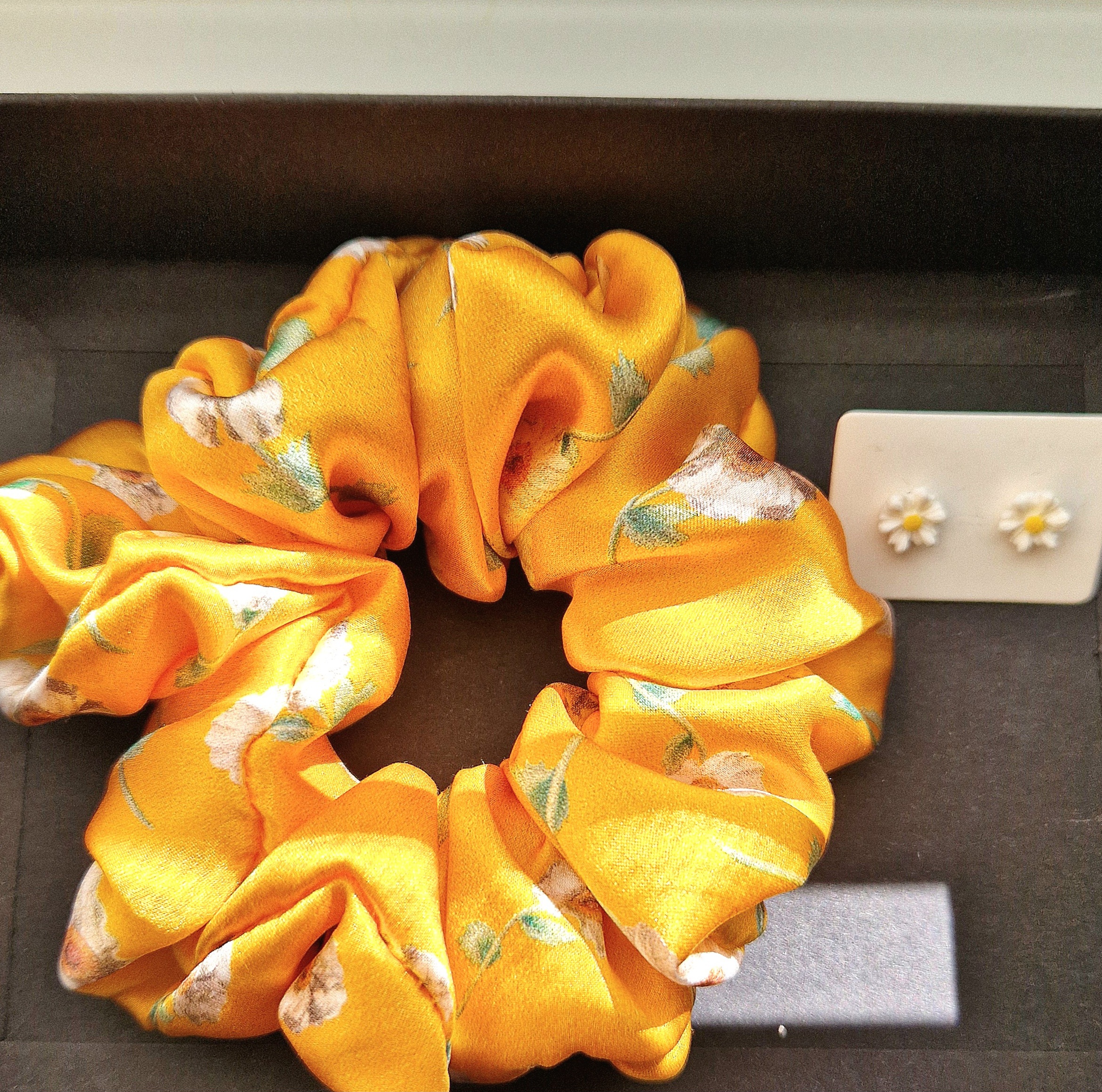 Gumytės ir auskarai