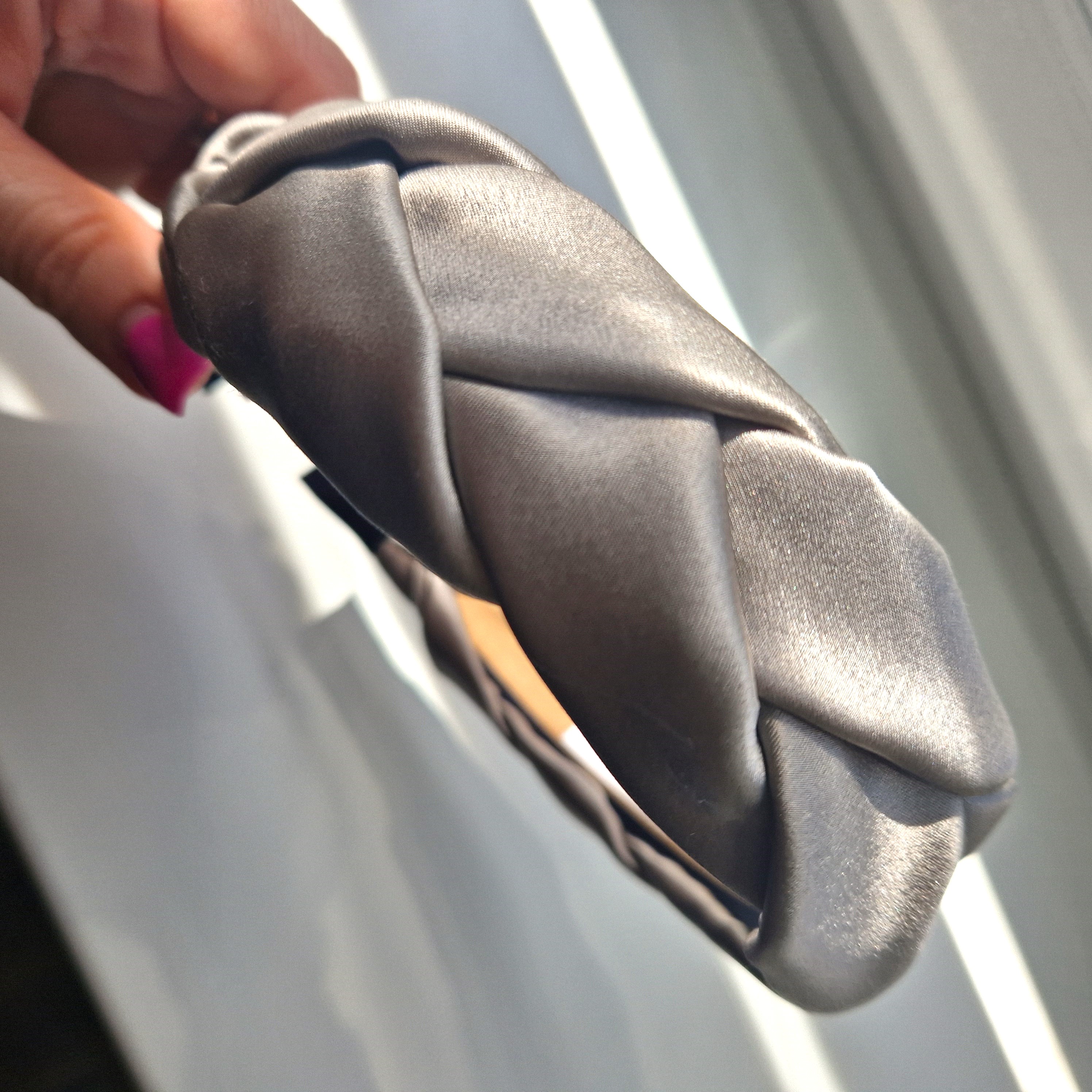 Smėlio pilkas lankelis