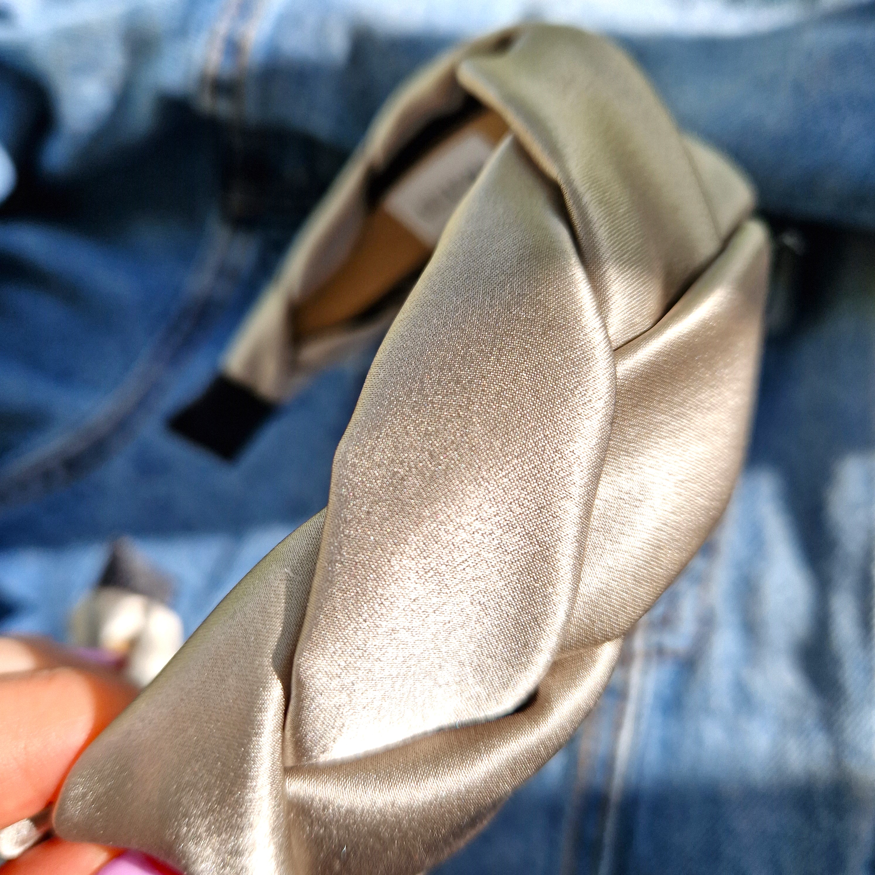 Smėlio pilkas lankelis