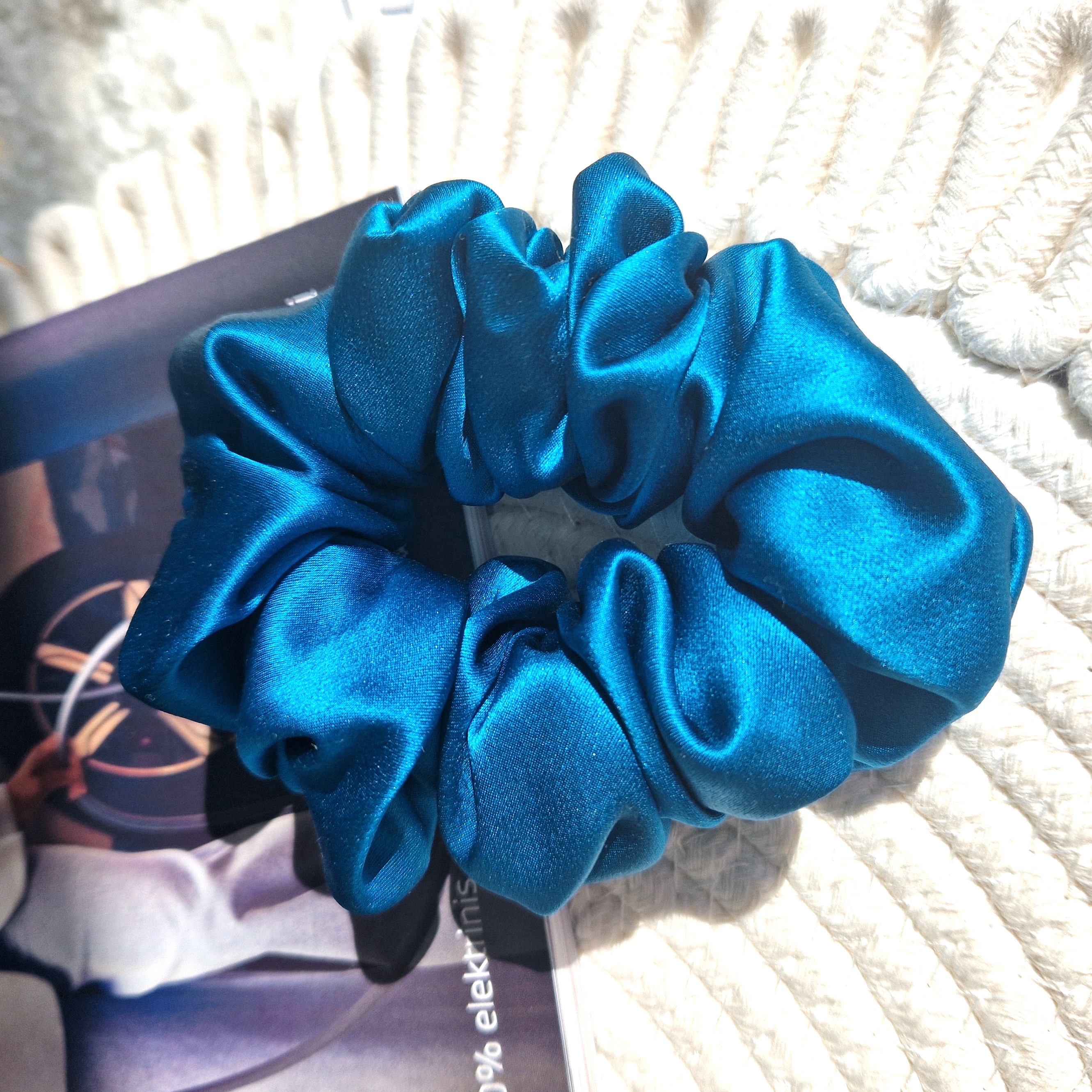 Elektrinė mėlyna gumytė