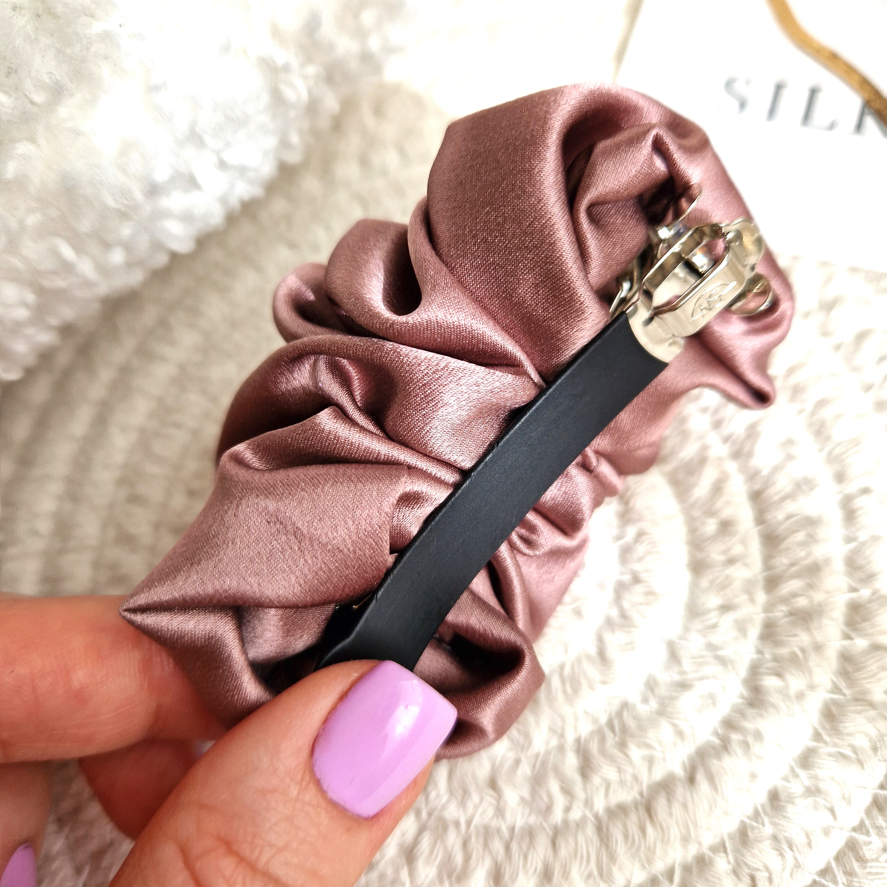 Pelenų rožinis segtukas