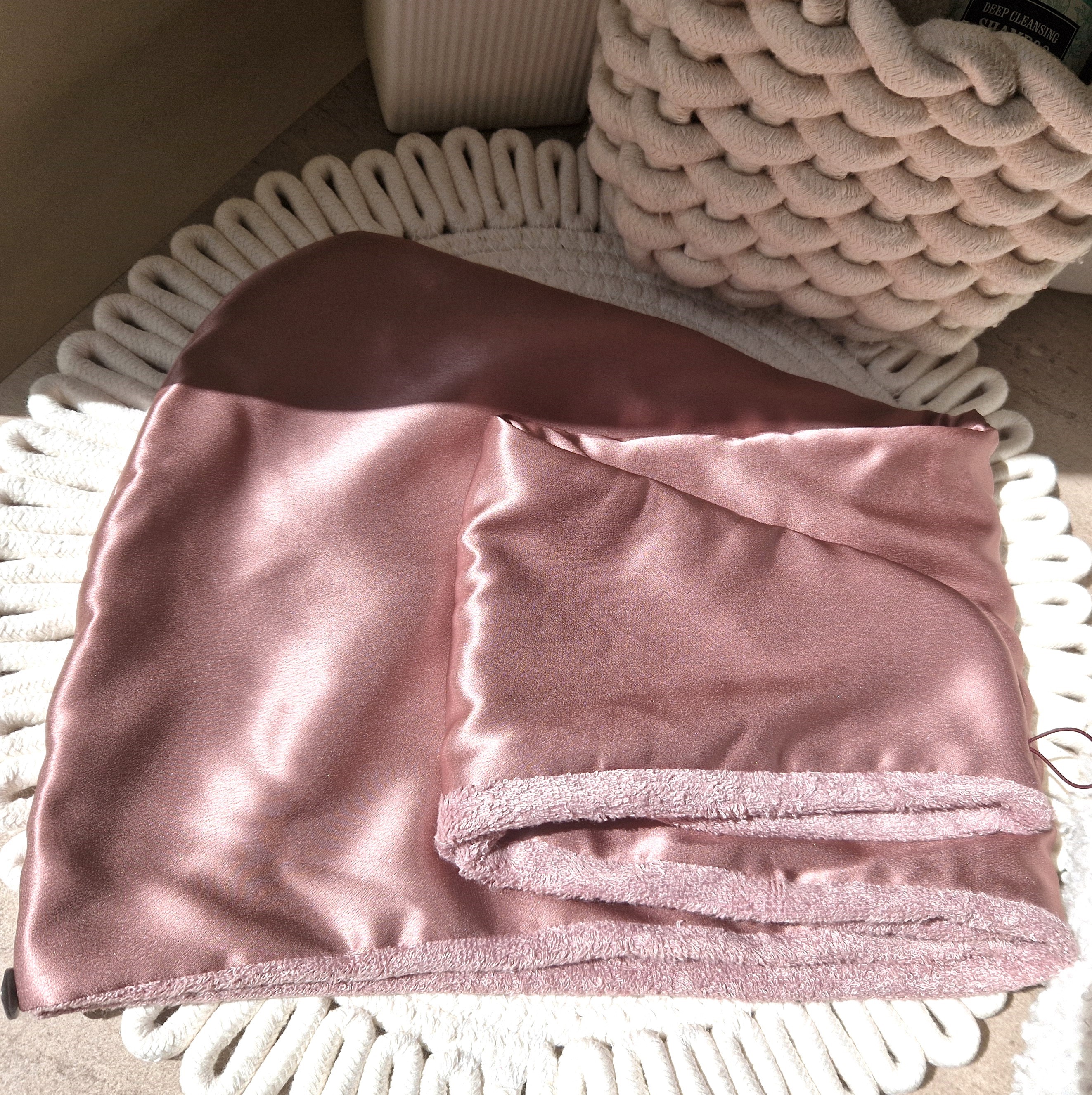 Pelenų rožinis dvipusis plaukų rankšluostis