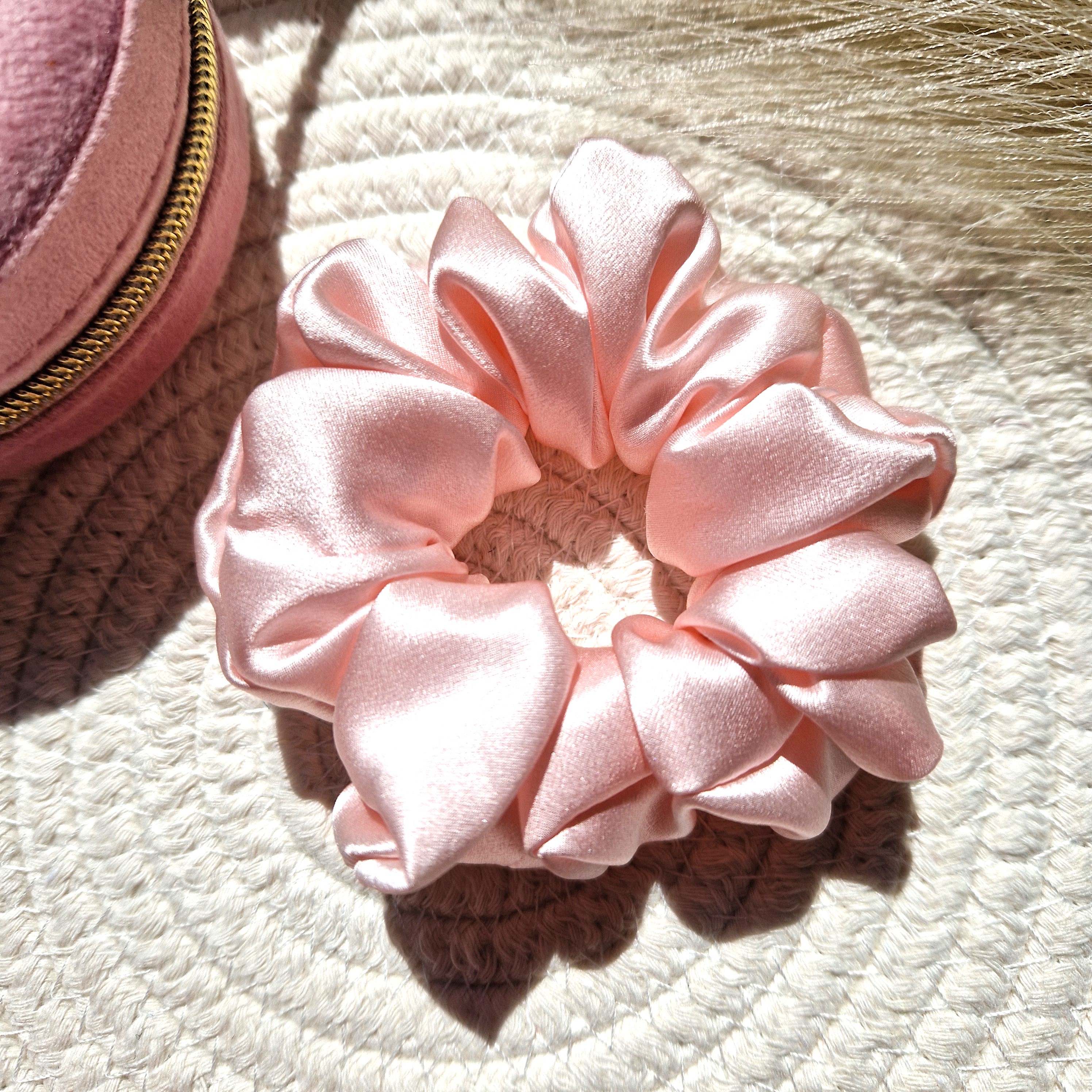 Švelni rožinė gumytė