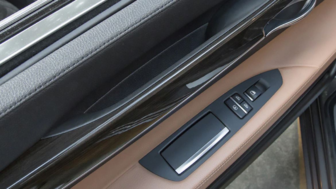 Vidinės durelių rankenėlės