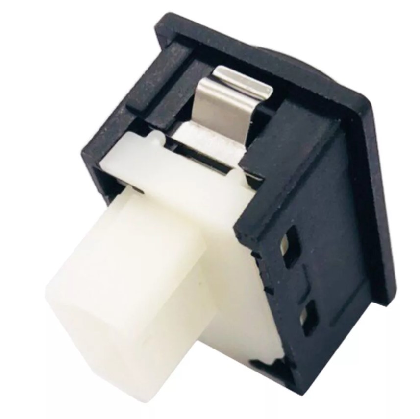 Bagažinės atidarymo mygtukas