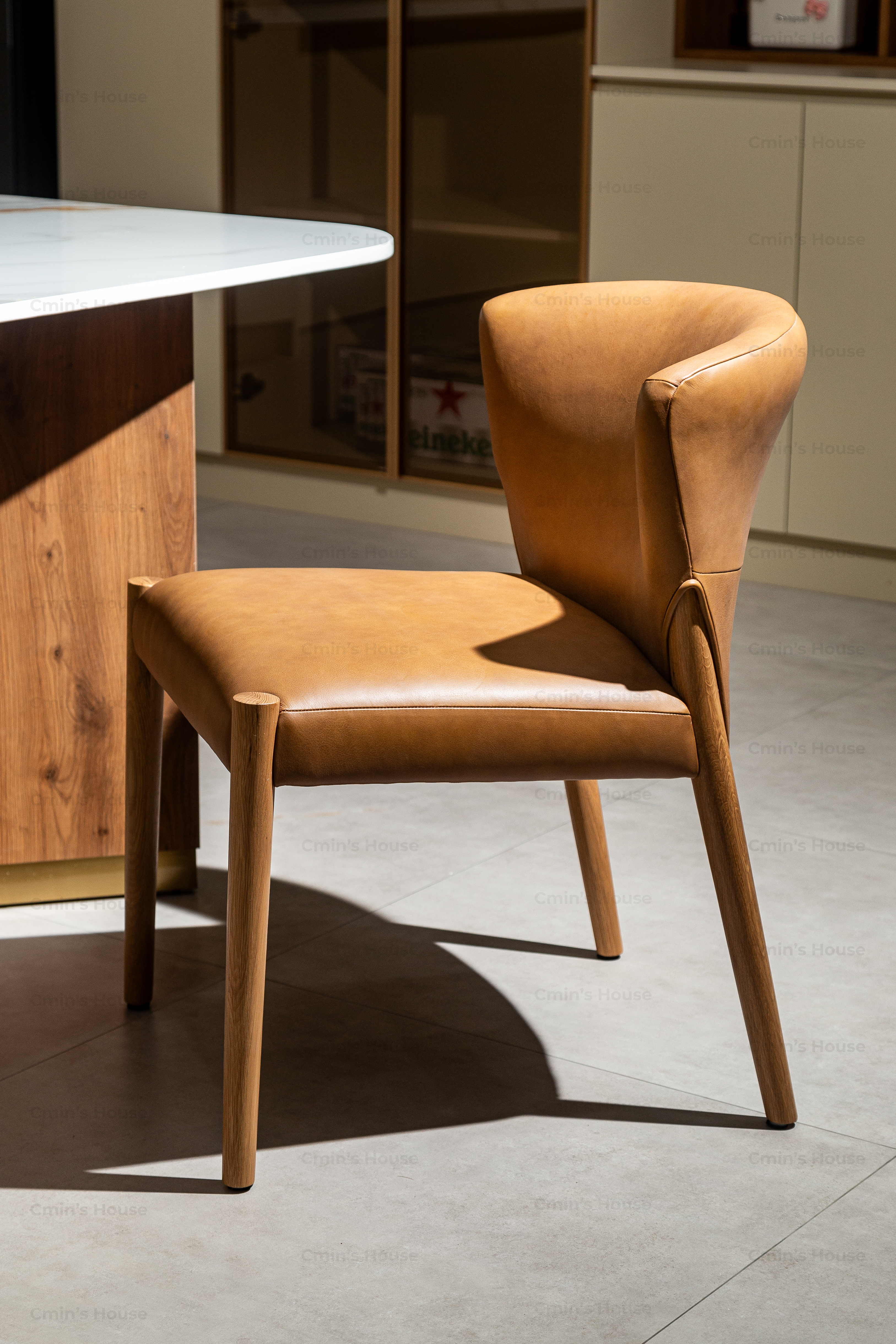 DINING CHAIR