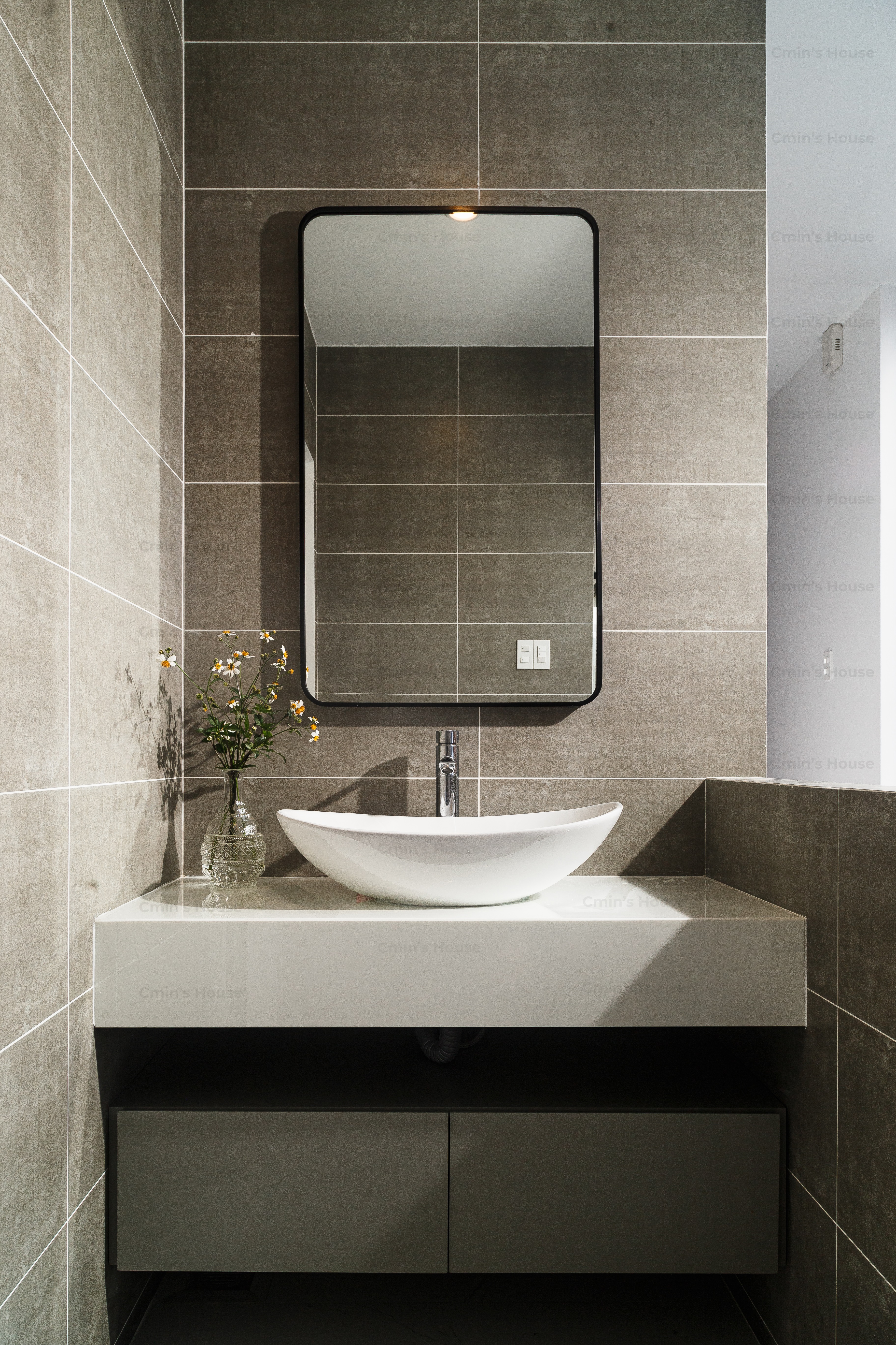 GƯƠNG TRANG TRÍ WC