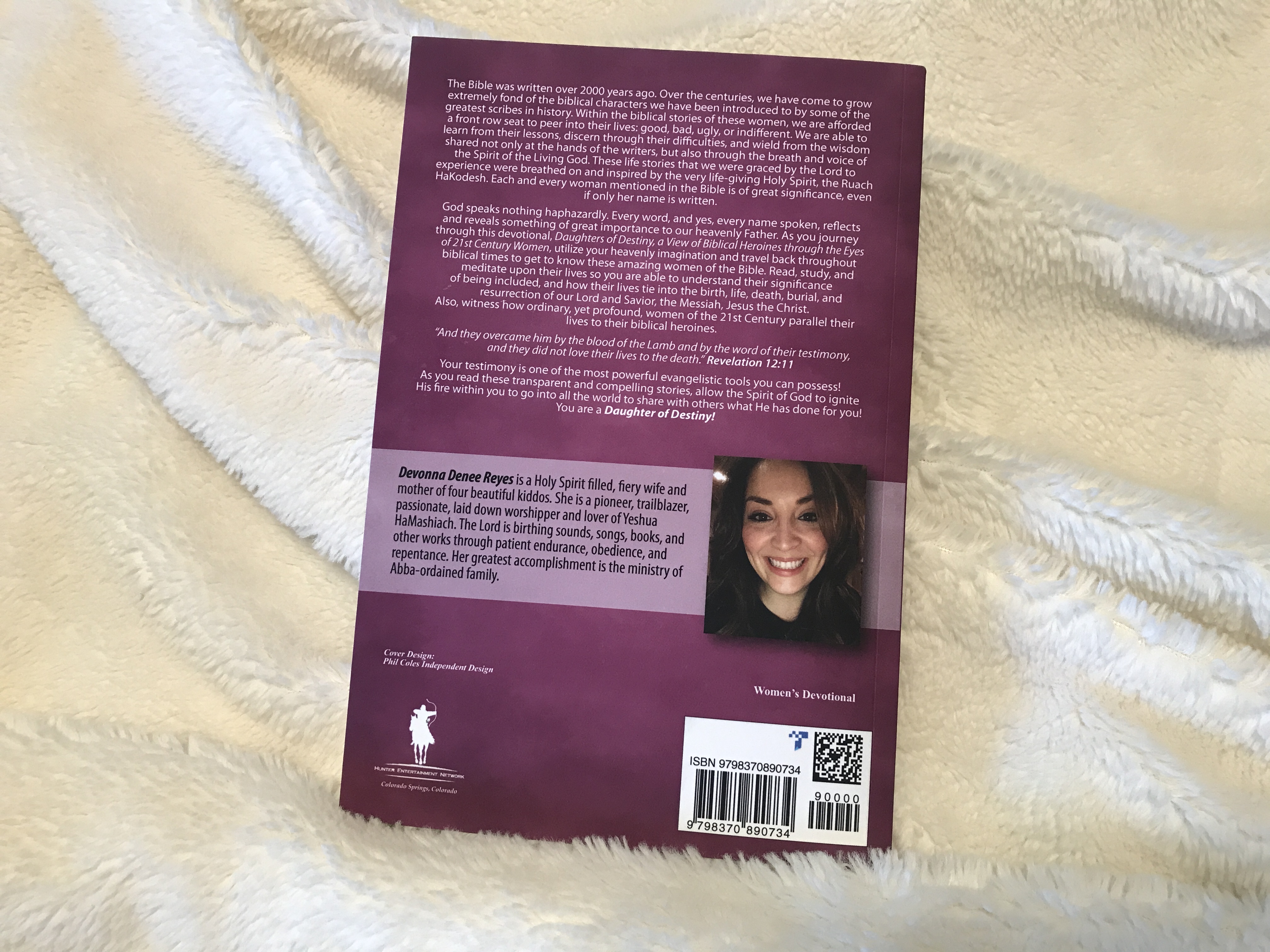 Daughters of Destiny:a 40 writer collaboration 