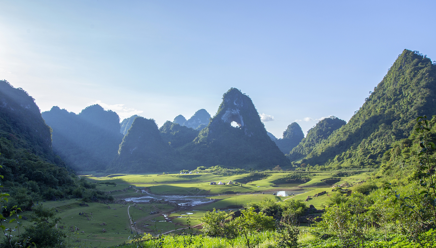 Ha Giang Loop - Cao Bang (Ban Gioc Waterfall) 5 Days 4 Nights