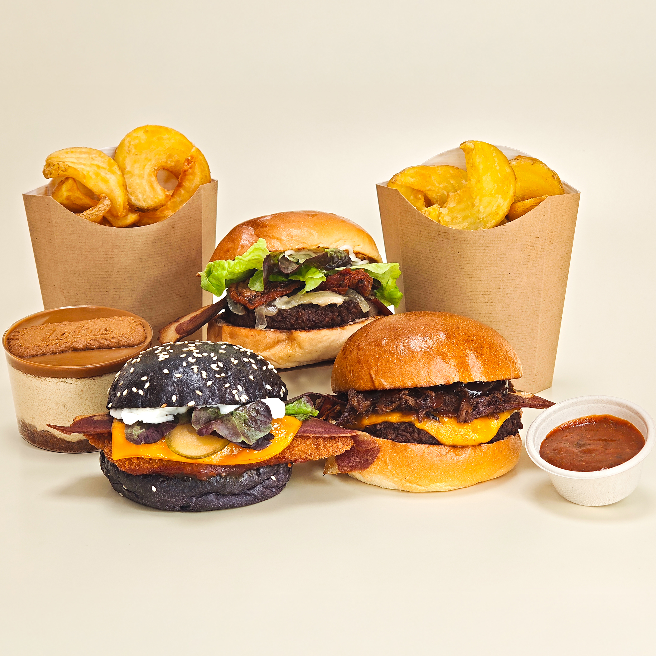 3 Burger a escoger+ 2 raciones de patatas+ 1 postre