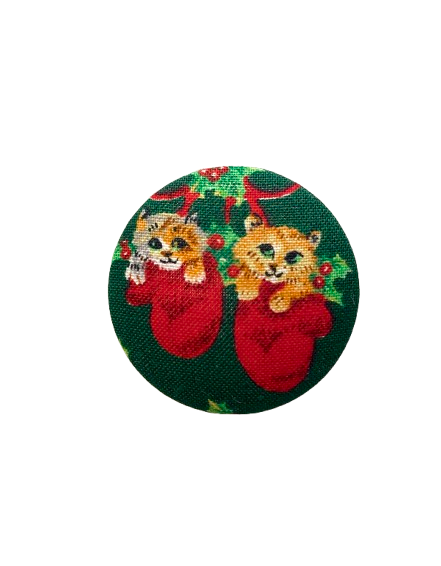 Pussolini ™ fabric Christmas pin
