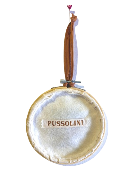 Pussolini™embroidery art: Cat hair is my glitter (browngold)