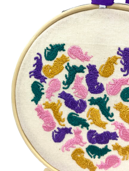 Pussolini™ embroidery art: Heart of cats