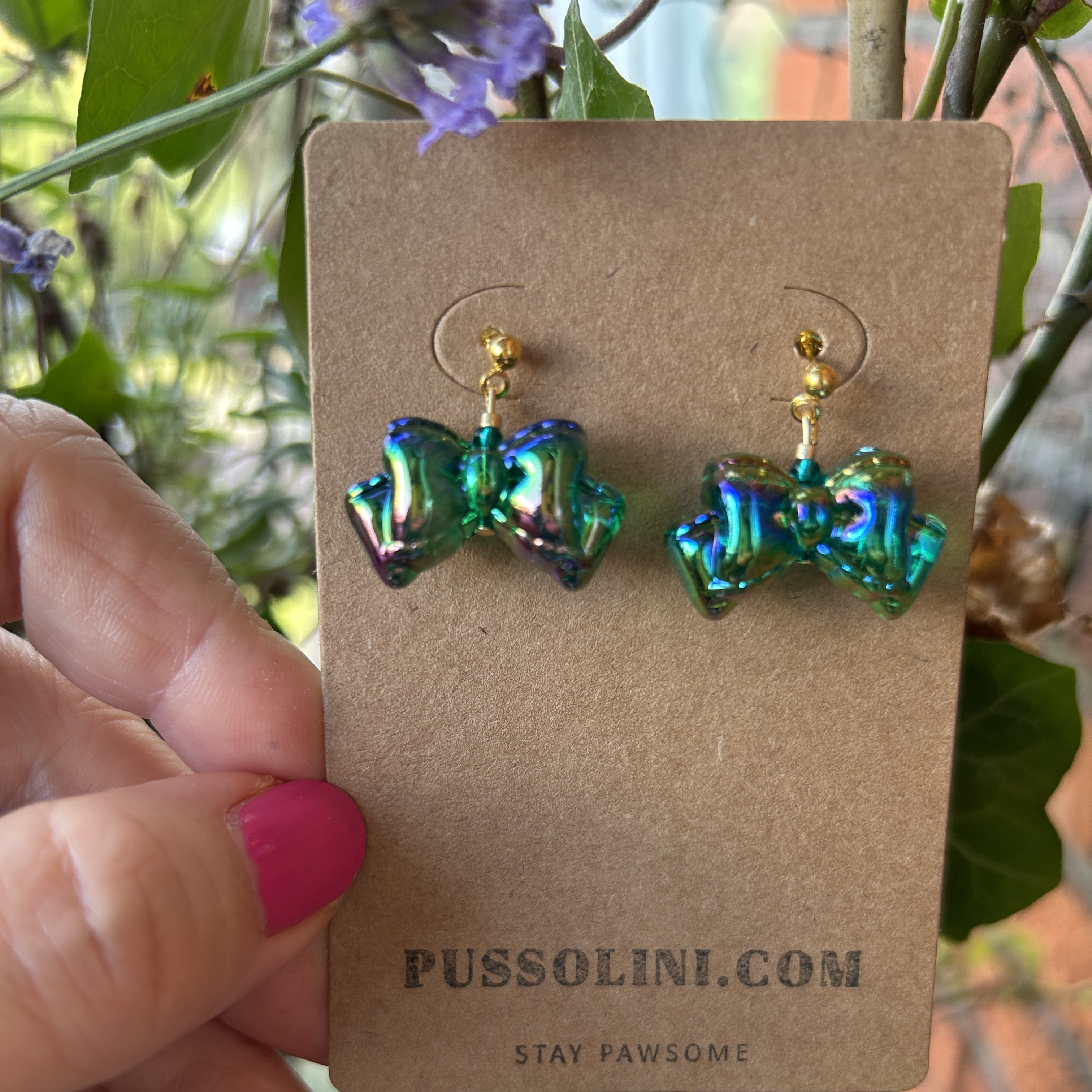 Pussolini™ jewelry: Green iridescent
