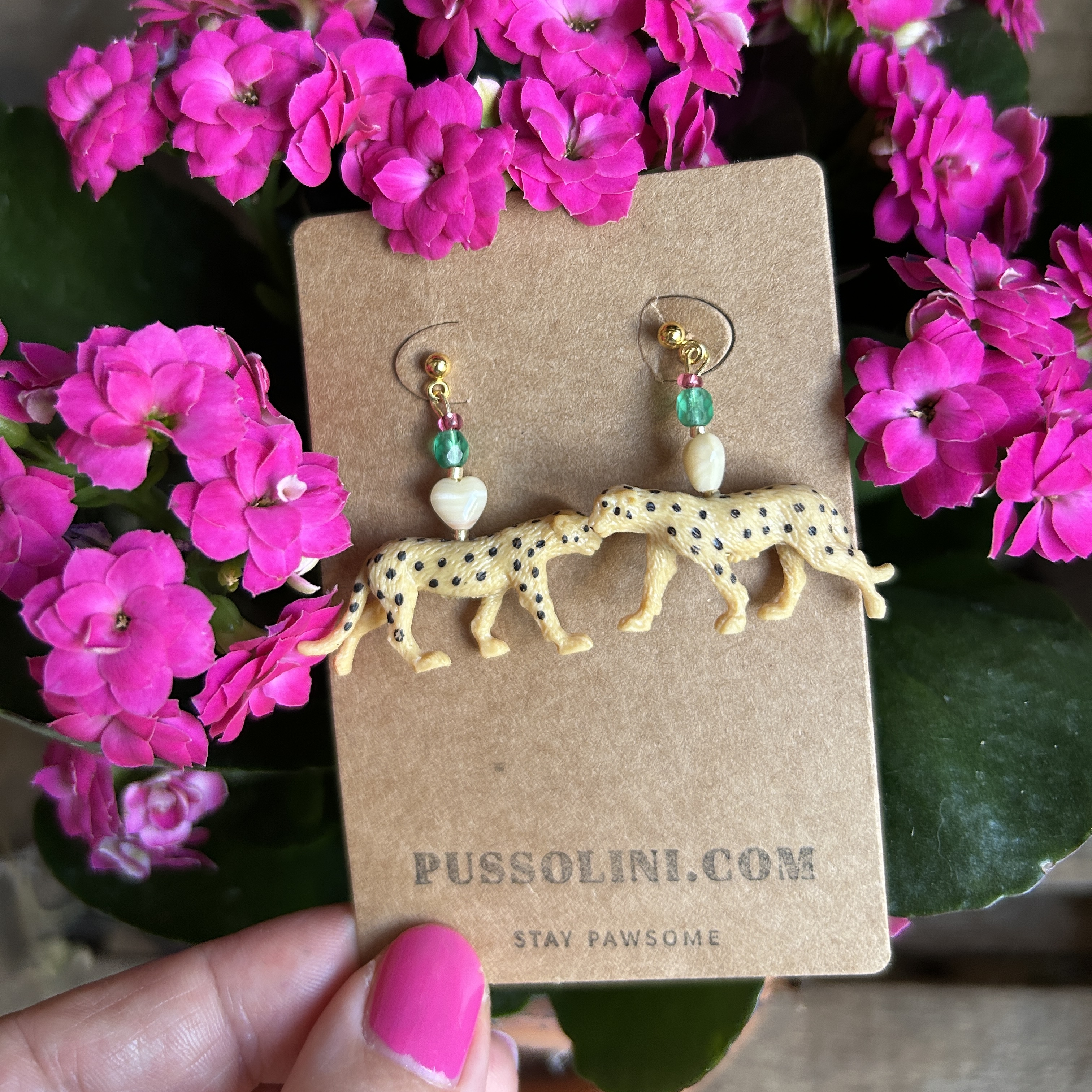 Pussolini™ jewelry: cheetah mini harts