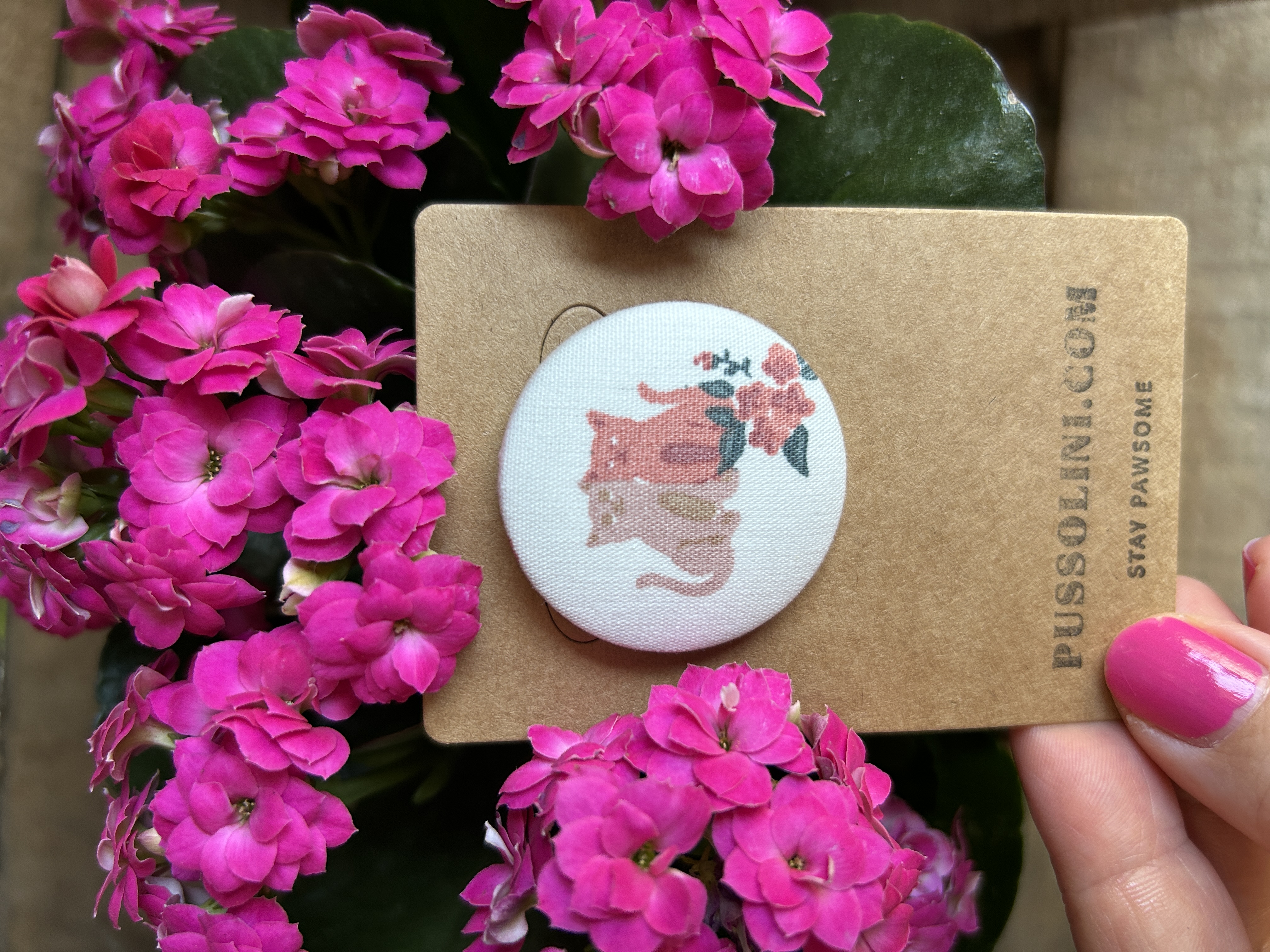 Pussolini™ fabric pin 