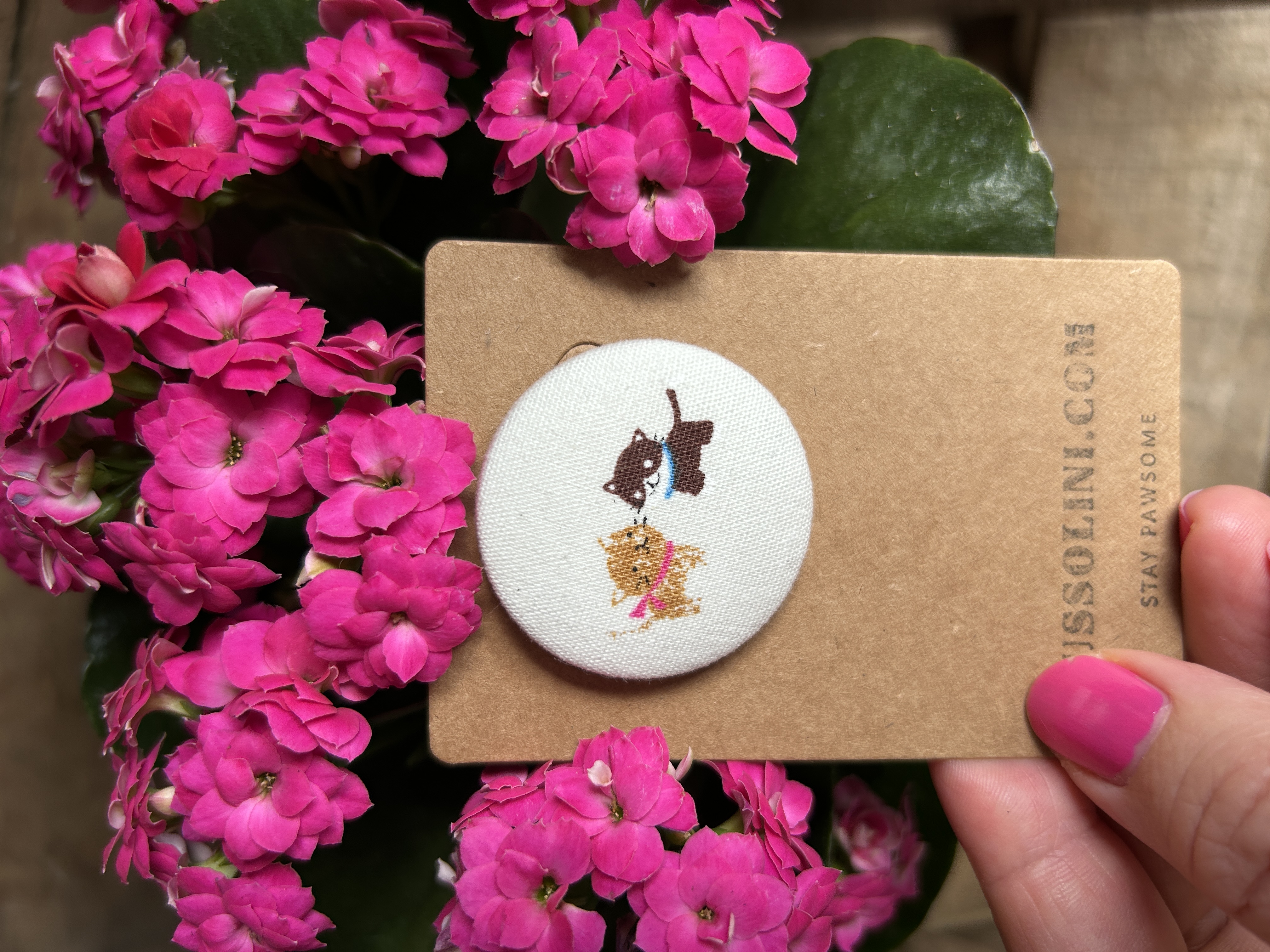 Pussolini™ fabric pin 