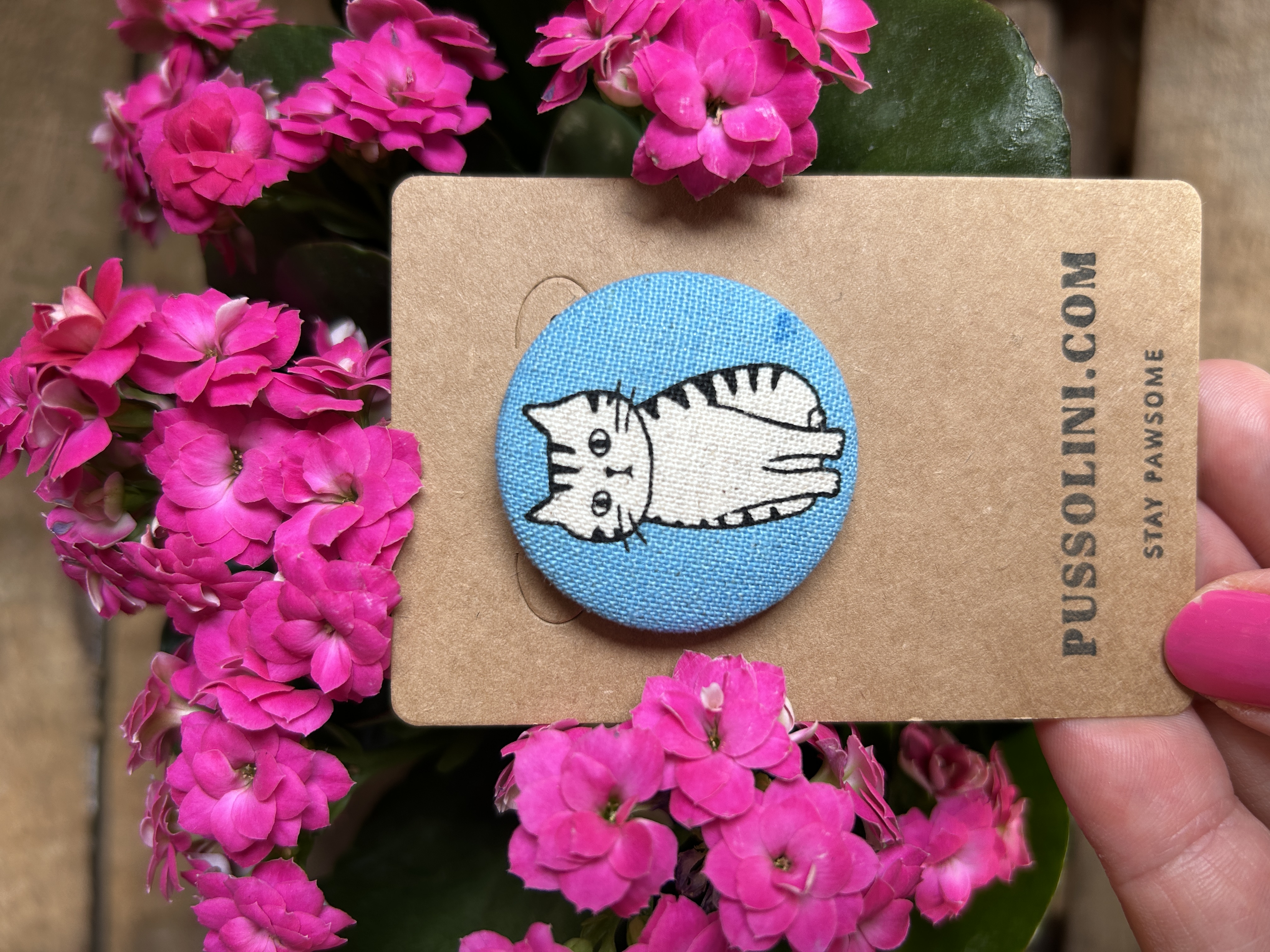 Pussolini™ fabric pin
