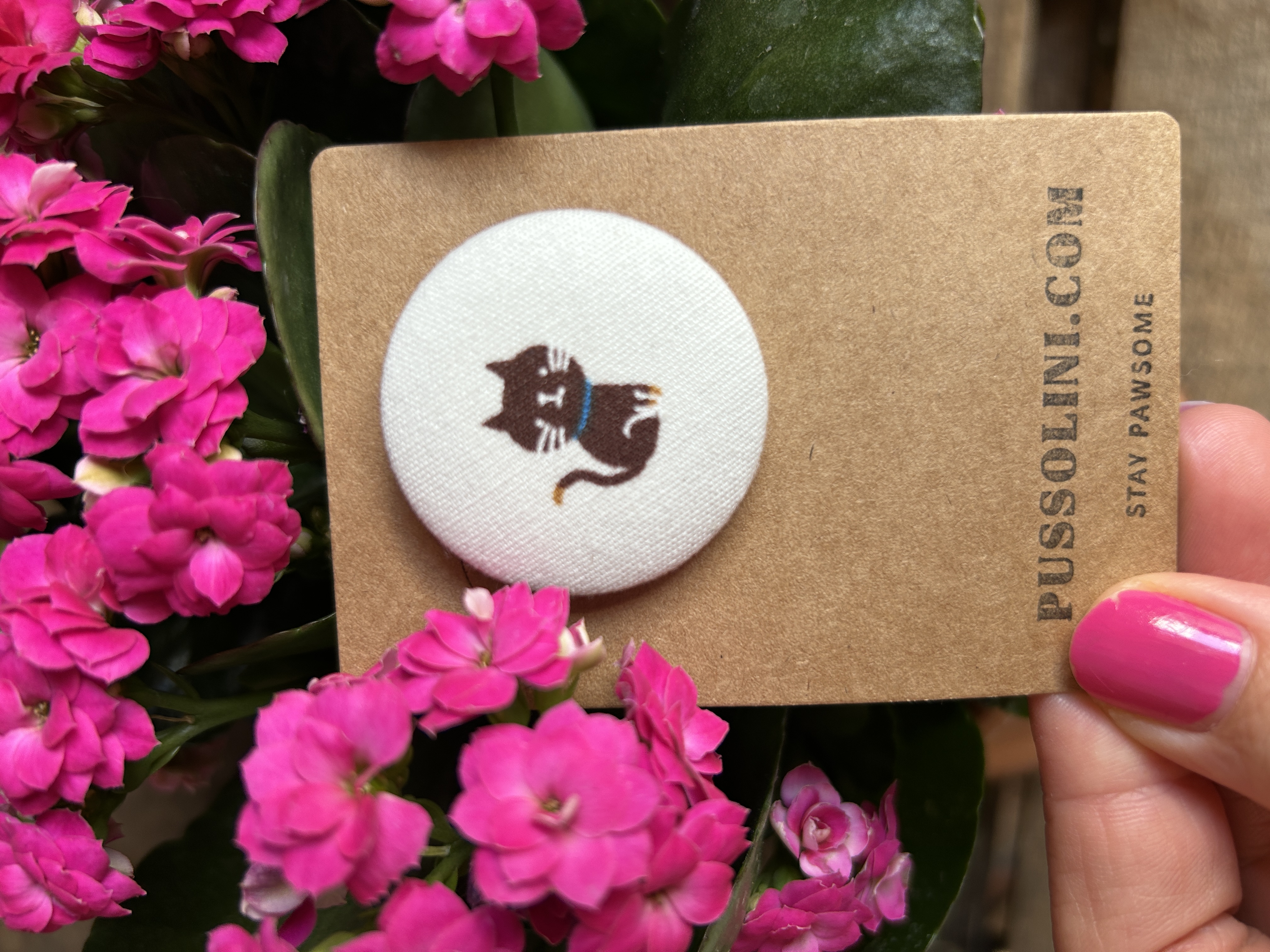 Pussolini™ fabric pin 