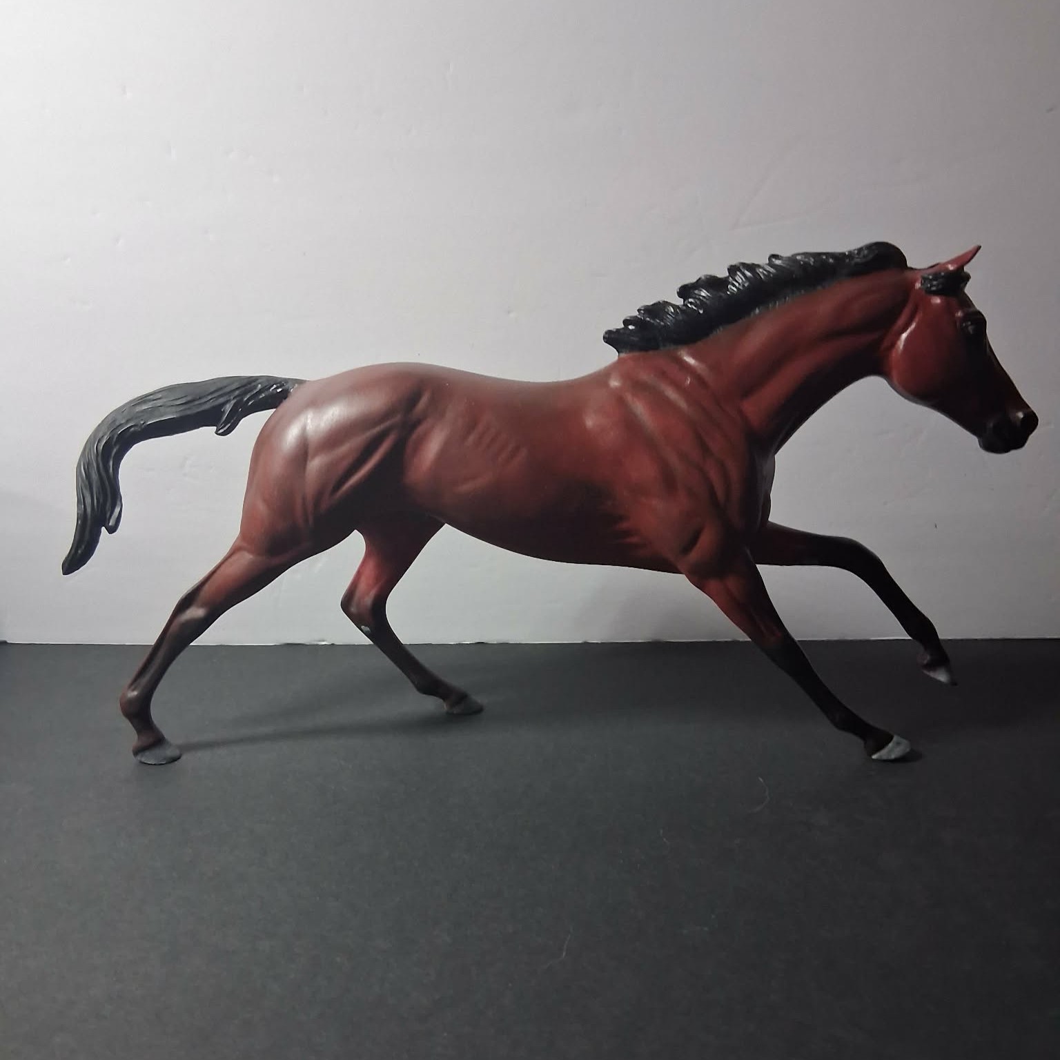 Custom Breyer Cigar model to the Highest Stud Fee in the world "Dubwai"  New one of a kind.