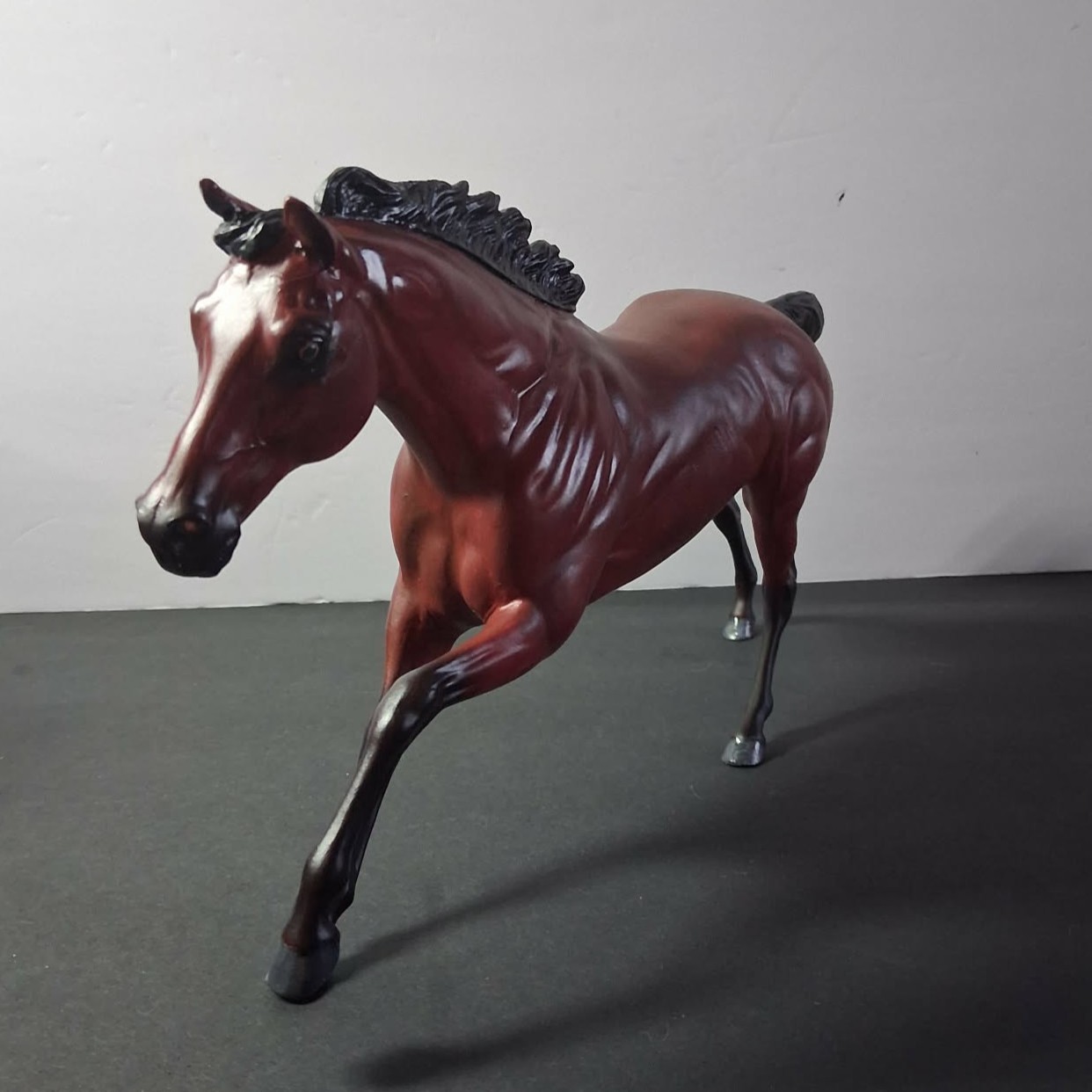 Custom Breyer Cigar model to the Highest Stud Fee in the world "Dubwai"  New one of a kind.