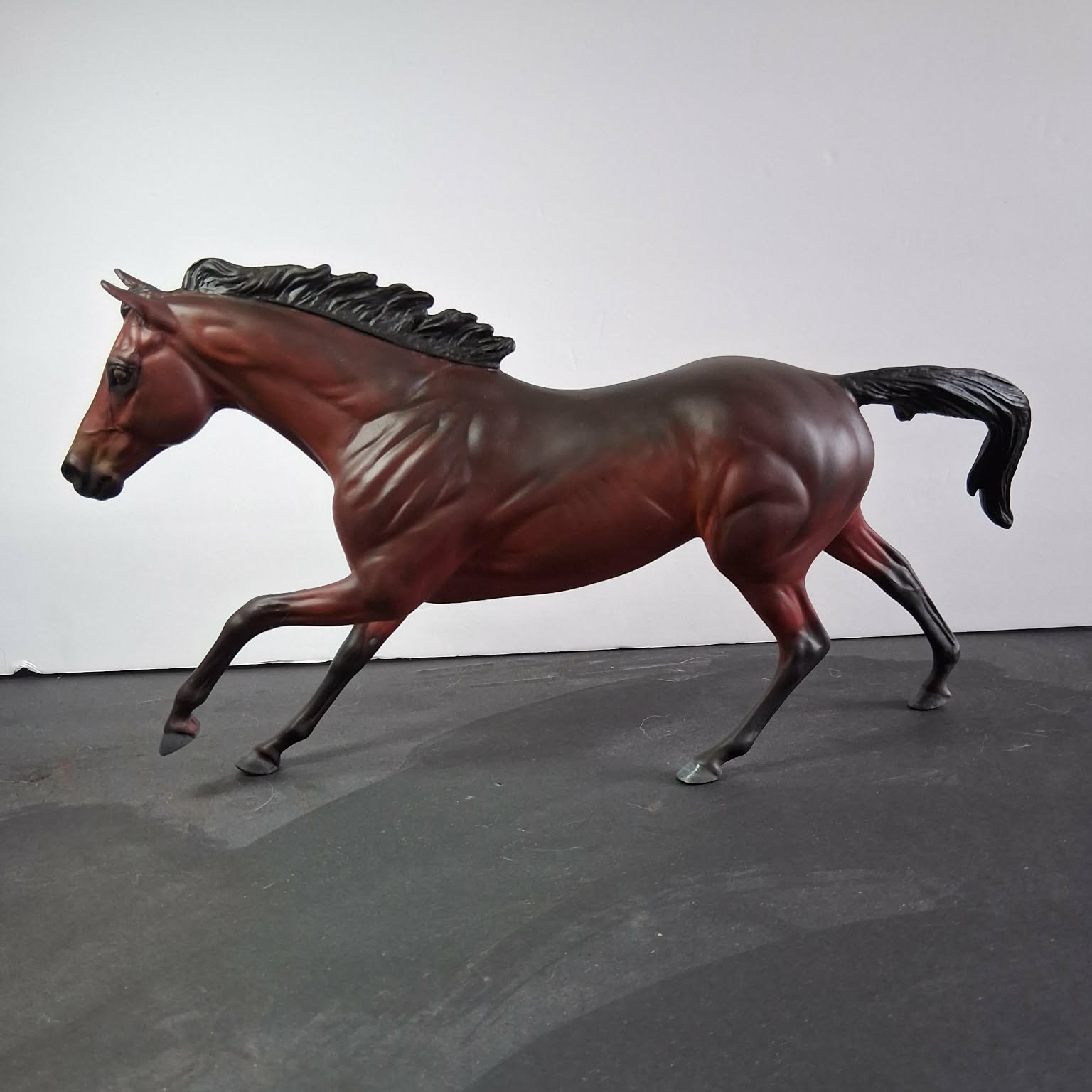 Custom Breyer Cigar model to the Highest Stud Fee in the world "Dubwai"  New one of a kind.
