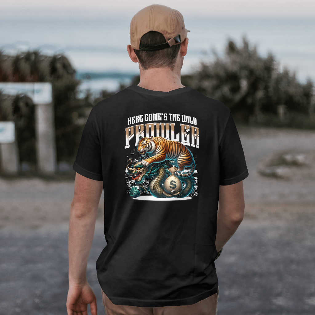 Wild panther graphic t-shirt
