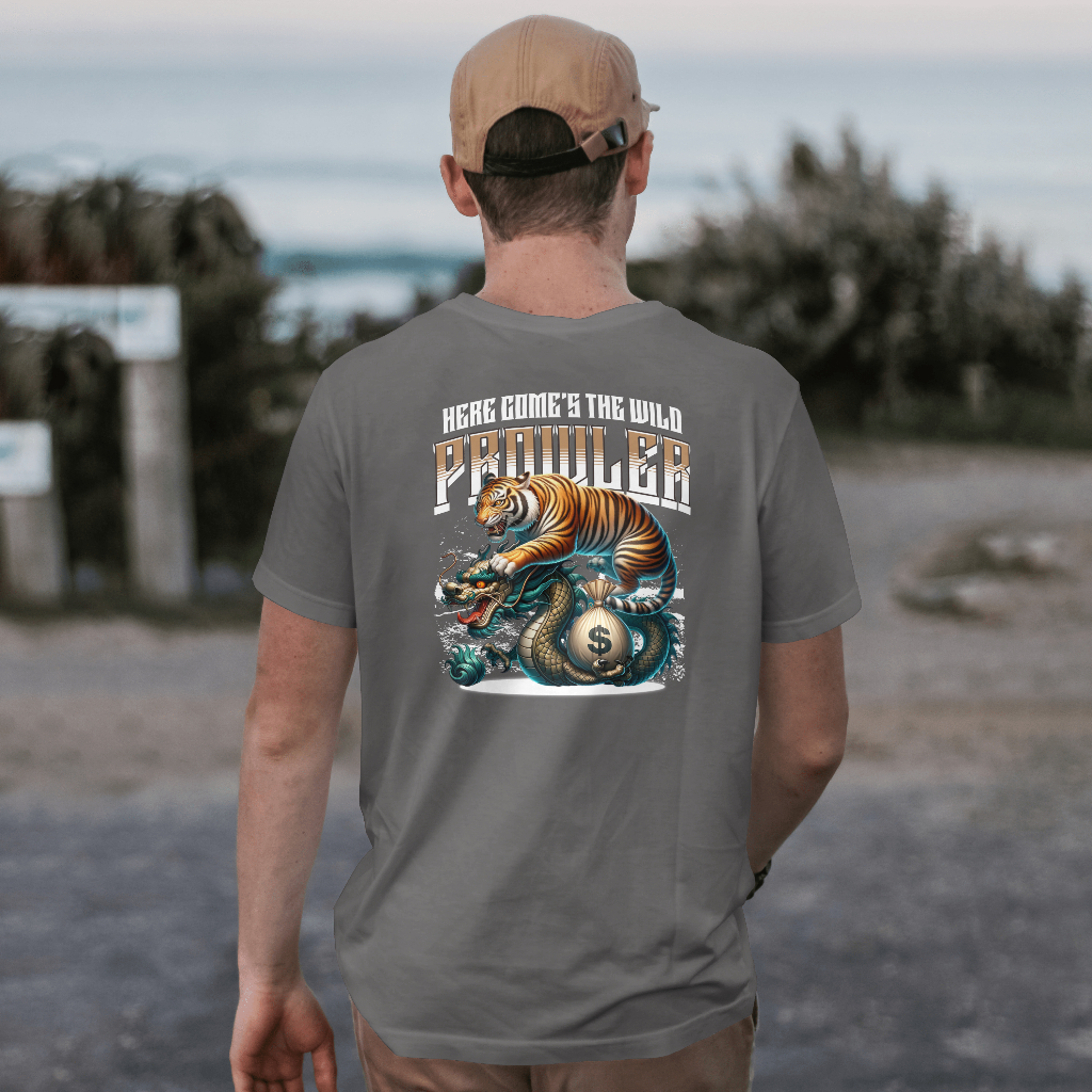 Wild panther graphic t-shirt