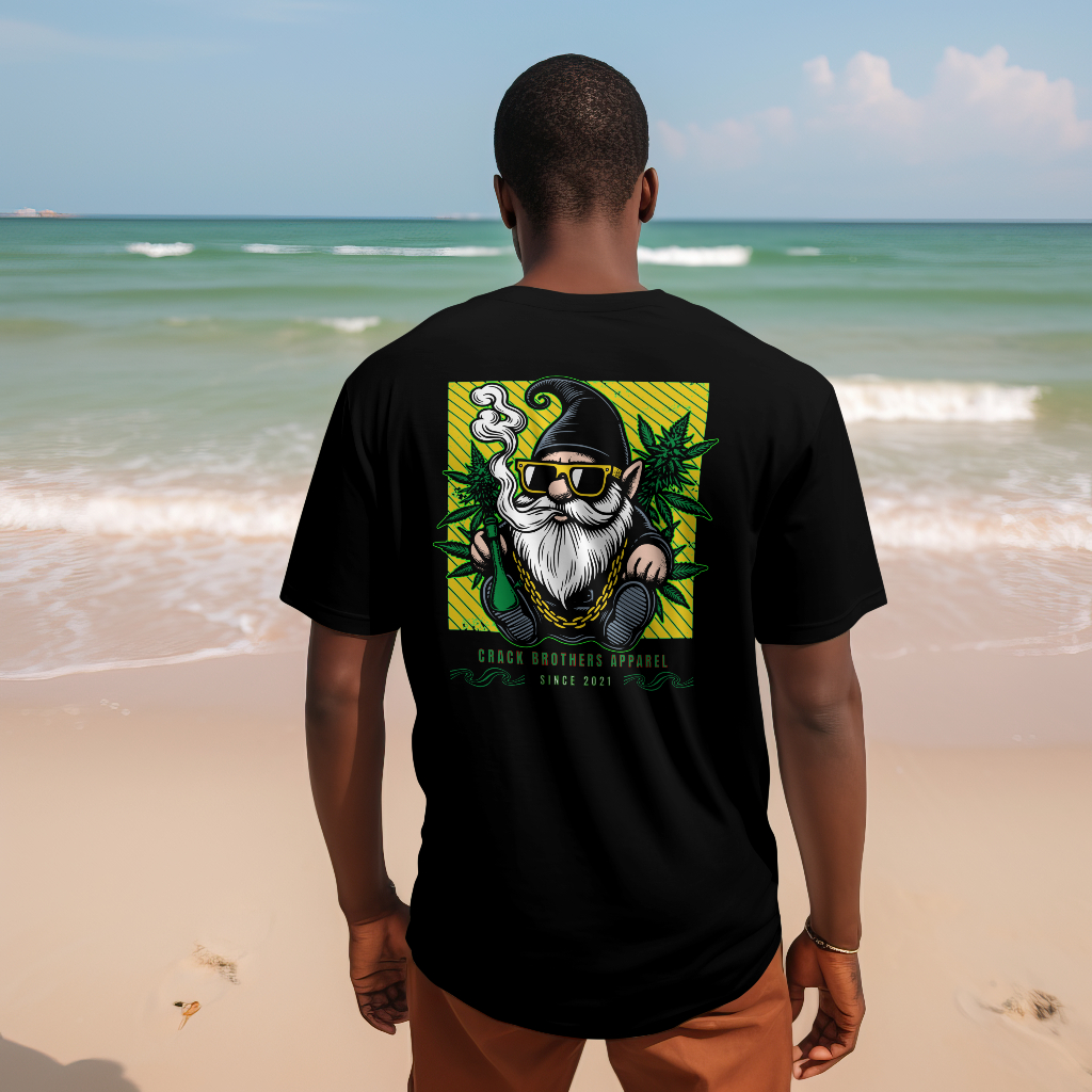 smoking gnome Graphic t-shirt rear design