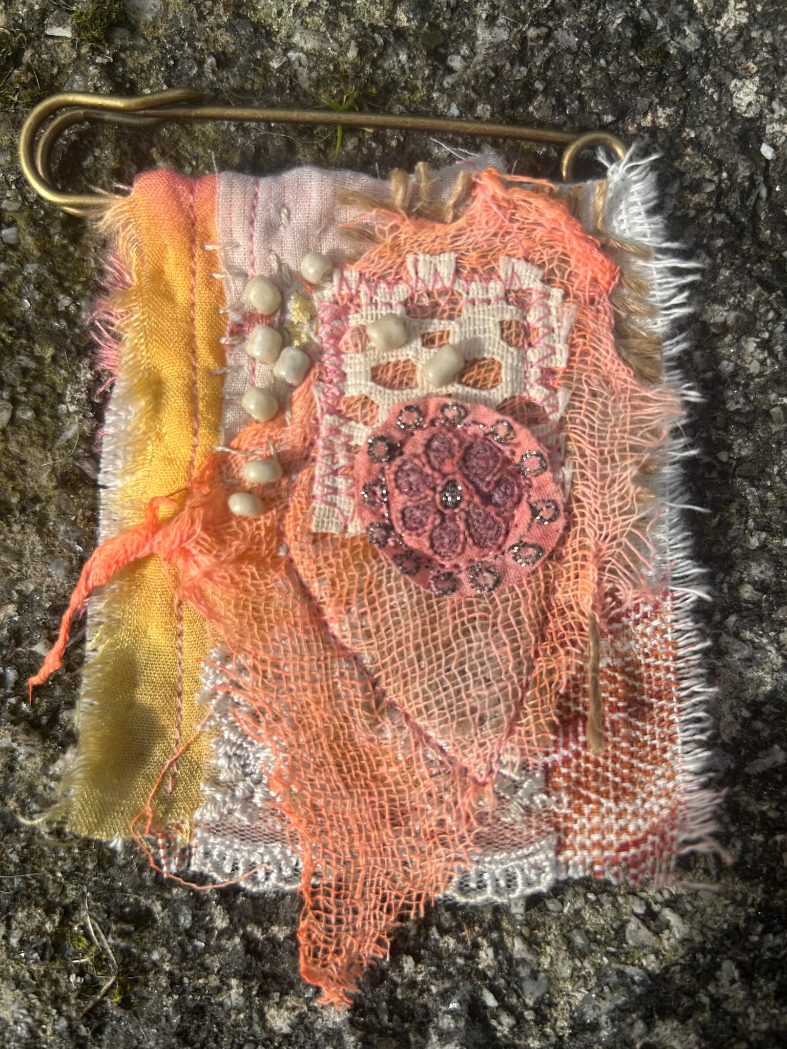 Textile Art Scarf/Hat/Bag/Lapel Pin