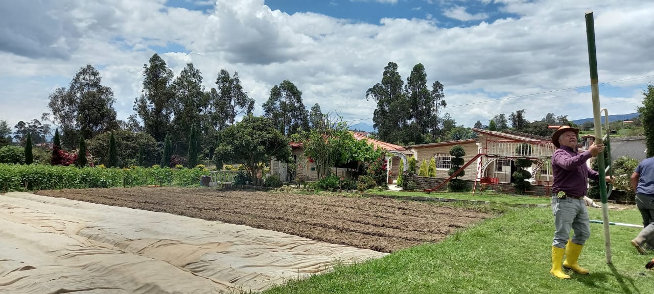 Quinta Productiva de 4127 m2, en Yaruquí.