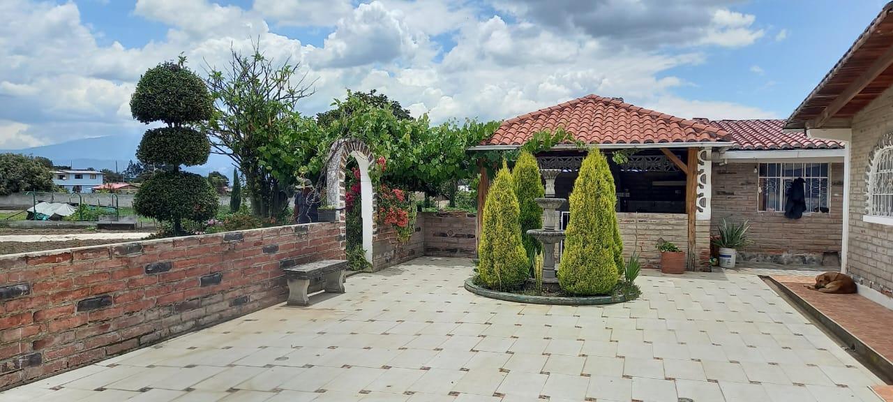 Quinta Productiva de 4127 m2, en Yaruquí.