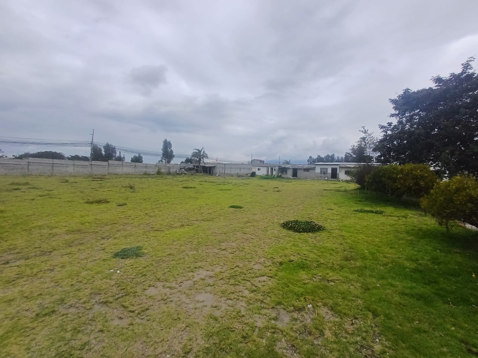 Espacioso Terreno de 4000 m2 en Alquiler, en Calderón