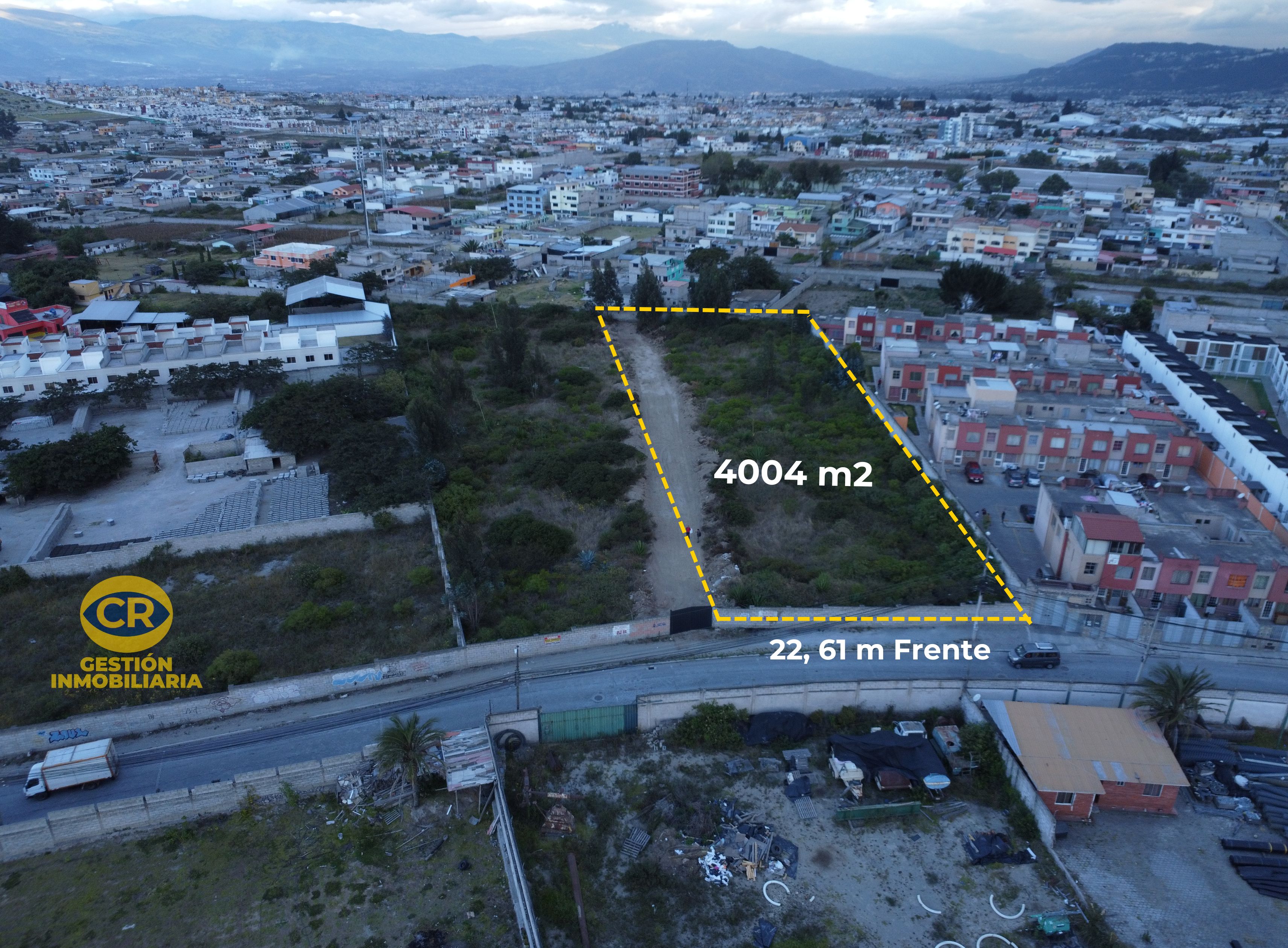 Amplio Terreno Plano de 4004 m2, en Venta, en Calderón Marianitas