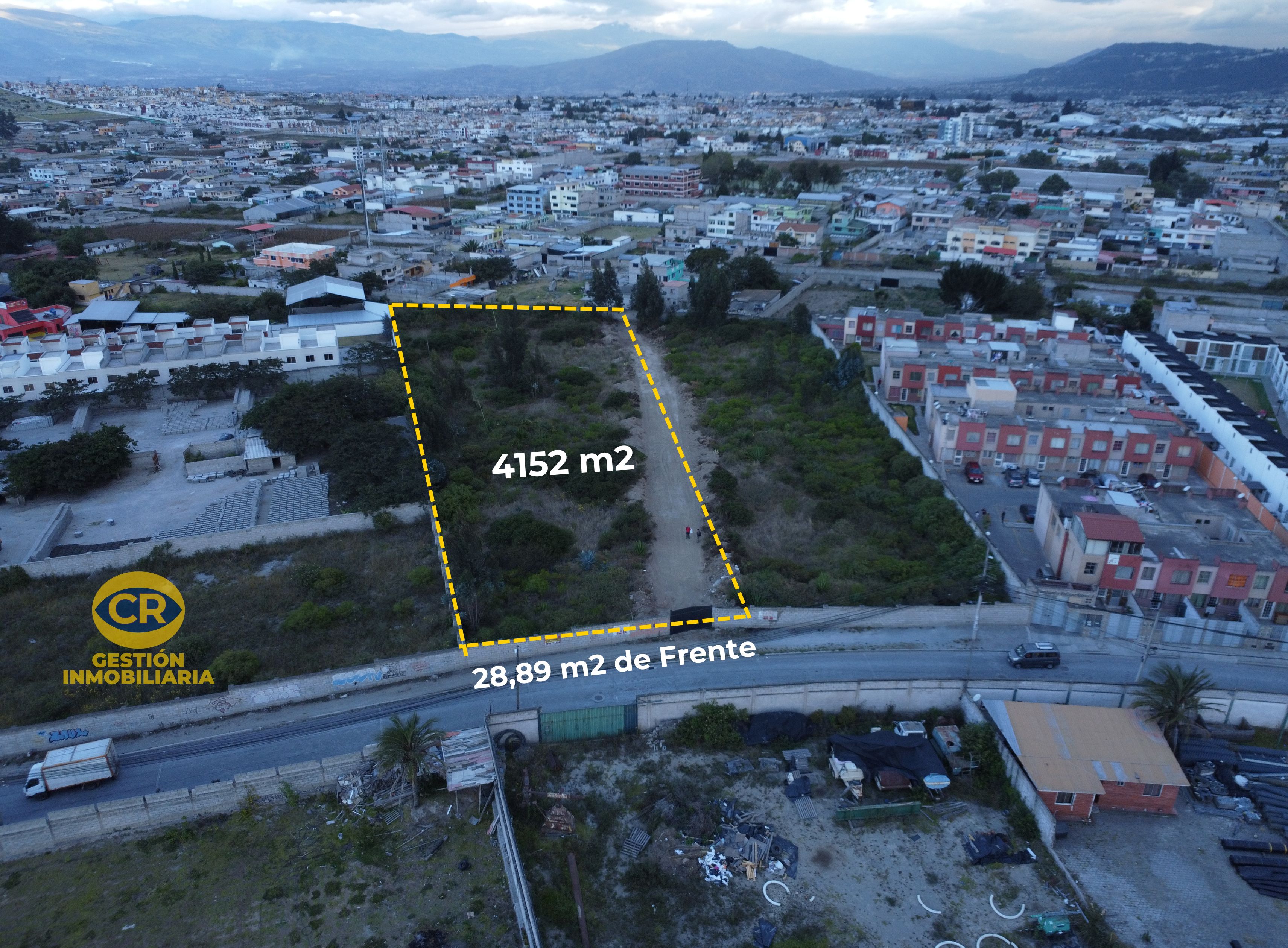 Terreno Plano de 4152 m2, en Venta, en Calderón Marianitas ¡De OPORTUNIDAD!
