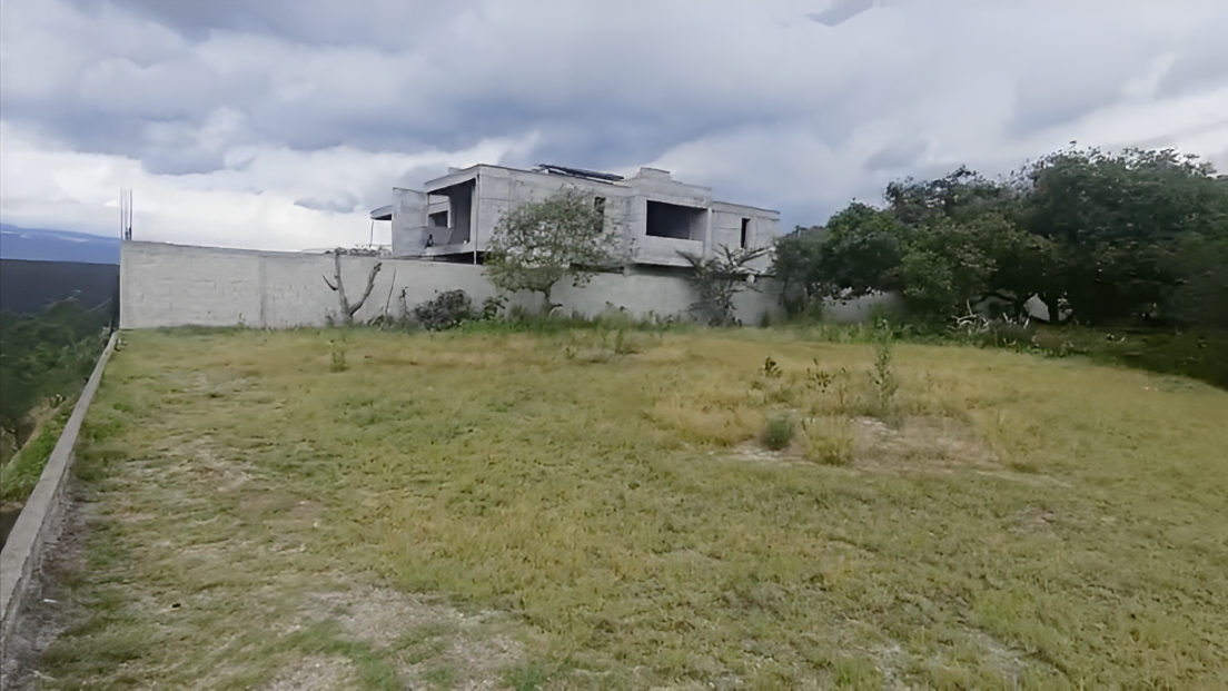 Terreno Plano de 1750 m2 en Guayllabamba, en Zona Exclusiva, Sector el Zoológico de Guayllabamba.