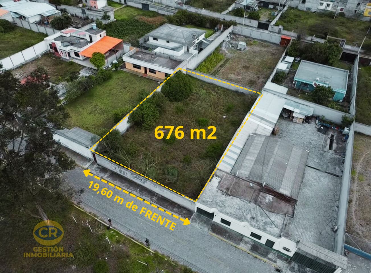 Terreno Plano de 676 m2, en Marianitas de Calderón, Sector Colegio Municipal del Milenio