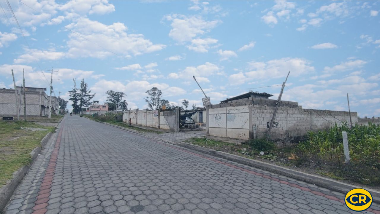 Terreno Plano de 3850 m2 en Bellavista de Calderón, De Oportunidad