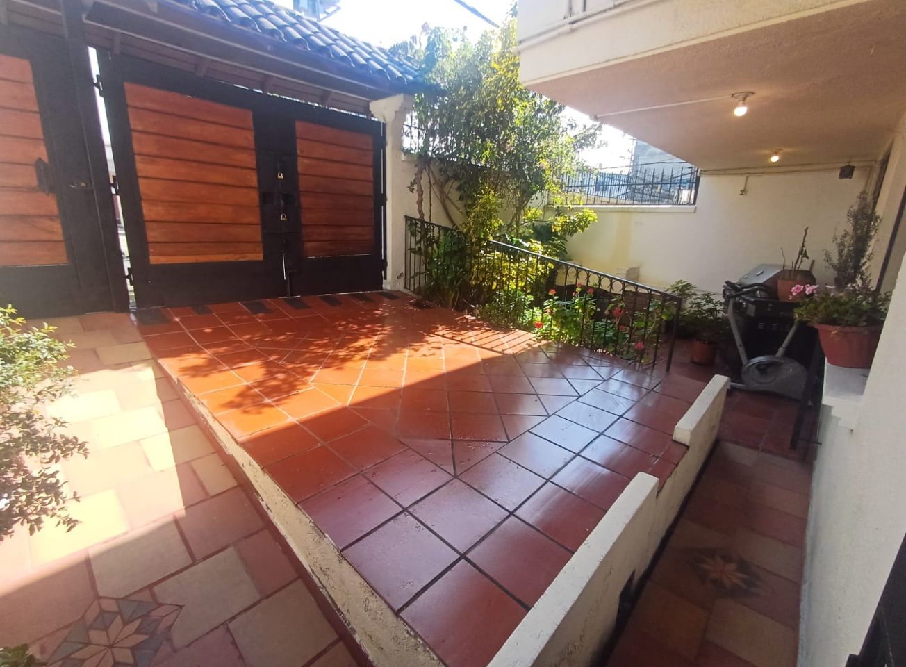 Casa Independiente 3 dormitorios de 187 m2, en Quito Norte, De Oportunidad