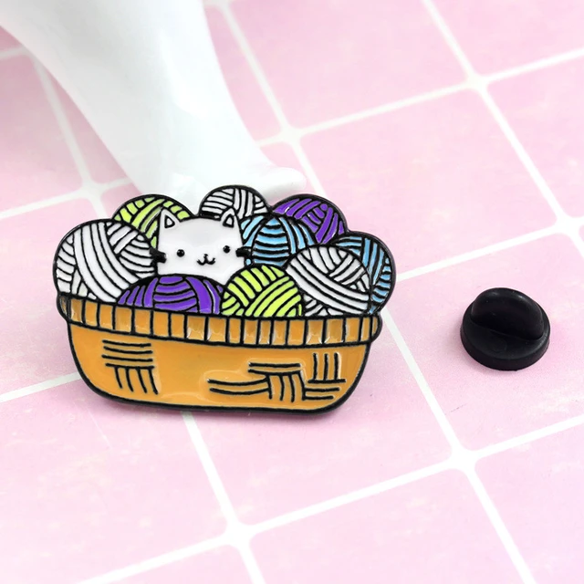 Pin de gatito clásico