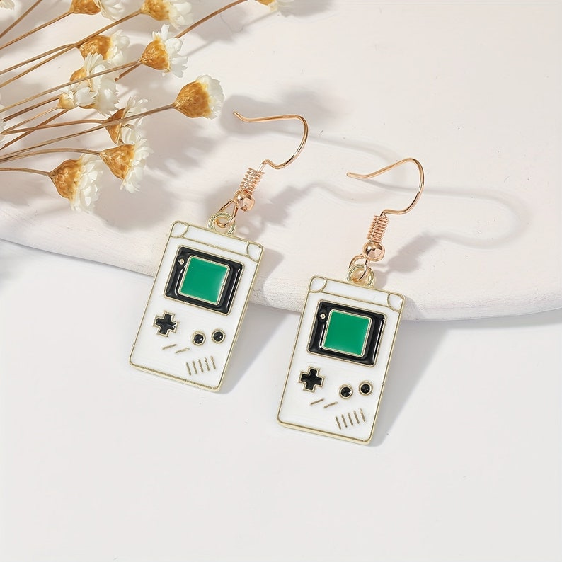 Aretes de Gameboy / Videojuego
