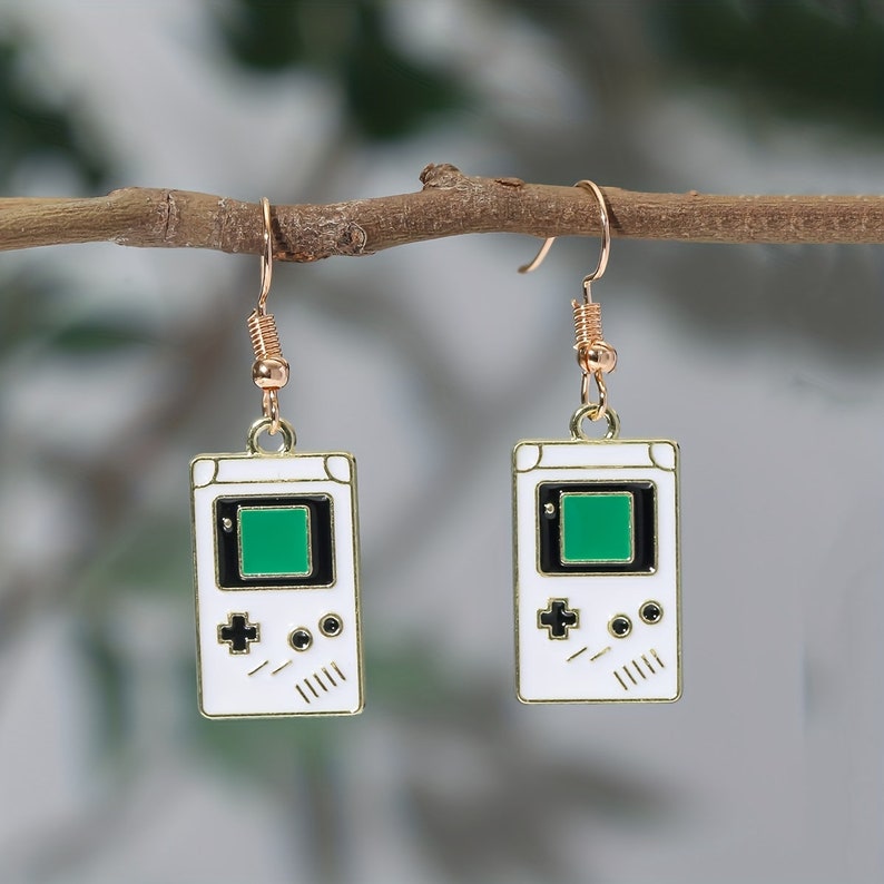 Aretes de Gameboy / Videojuego
