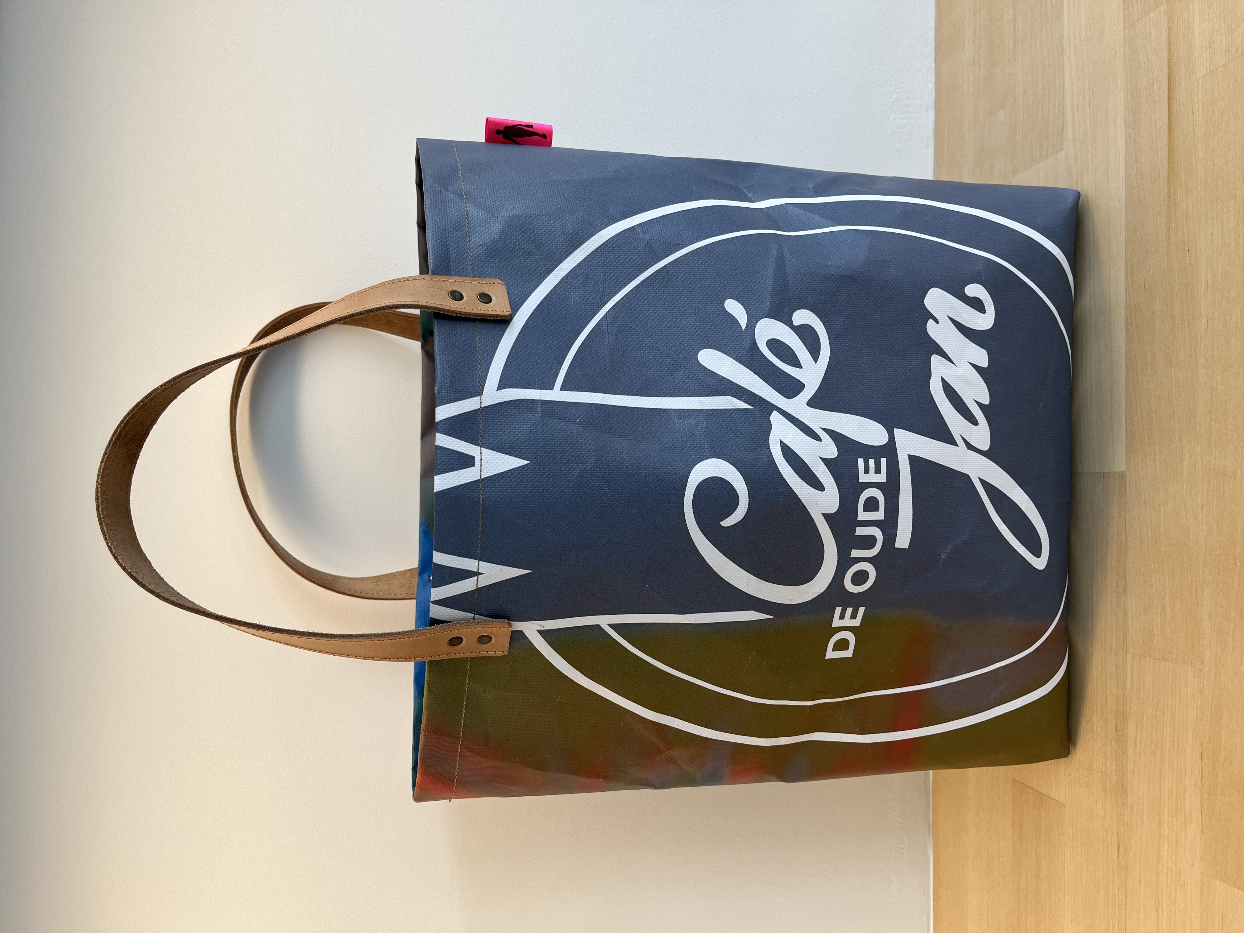 Shopper | Blues Festival Delft