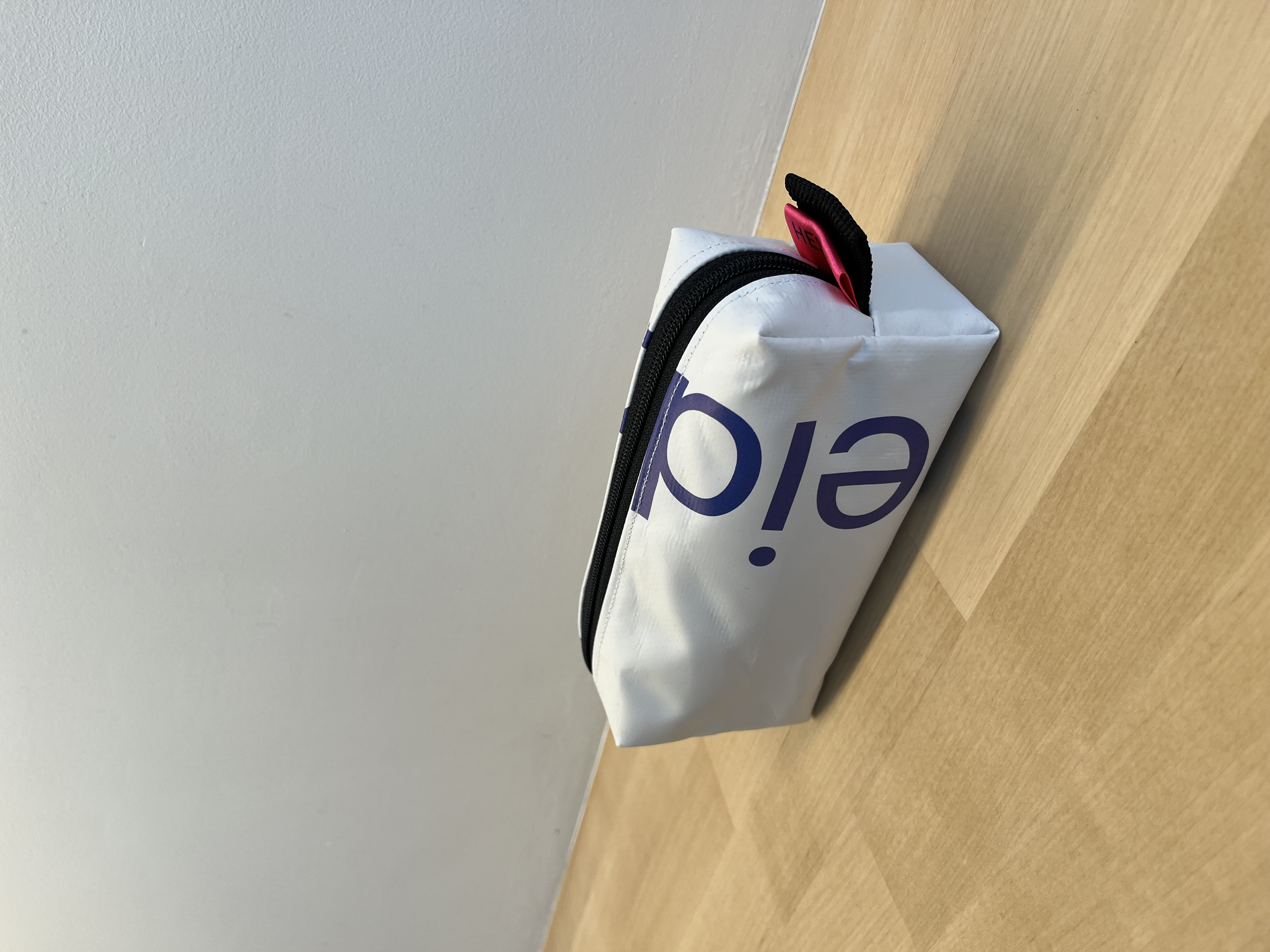 Etui - toilettasje | met geel-groene voering