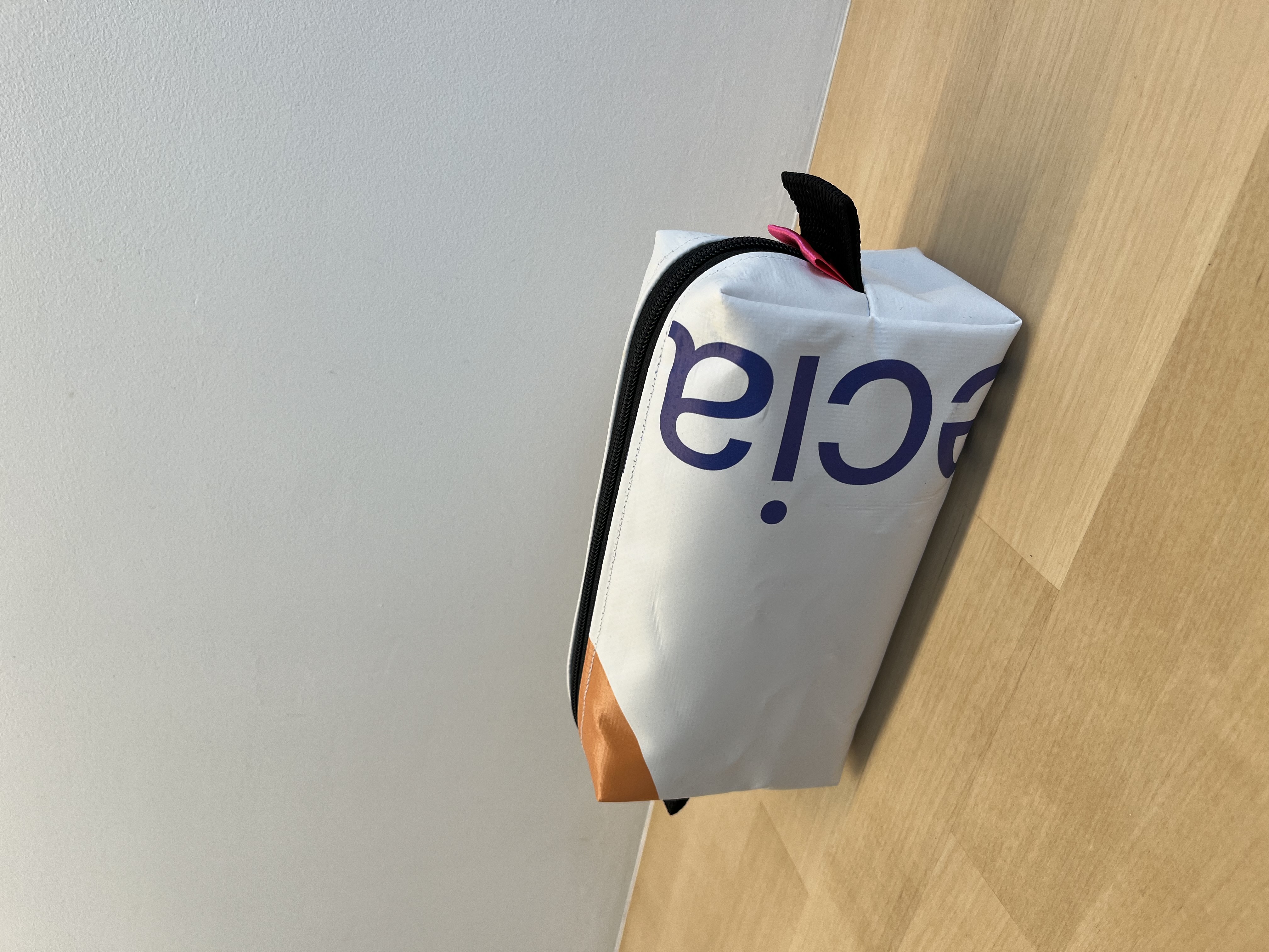 Etui - toilettasje | met lichtblauwe voering