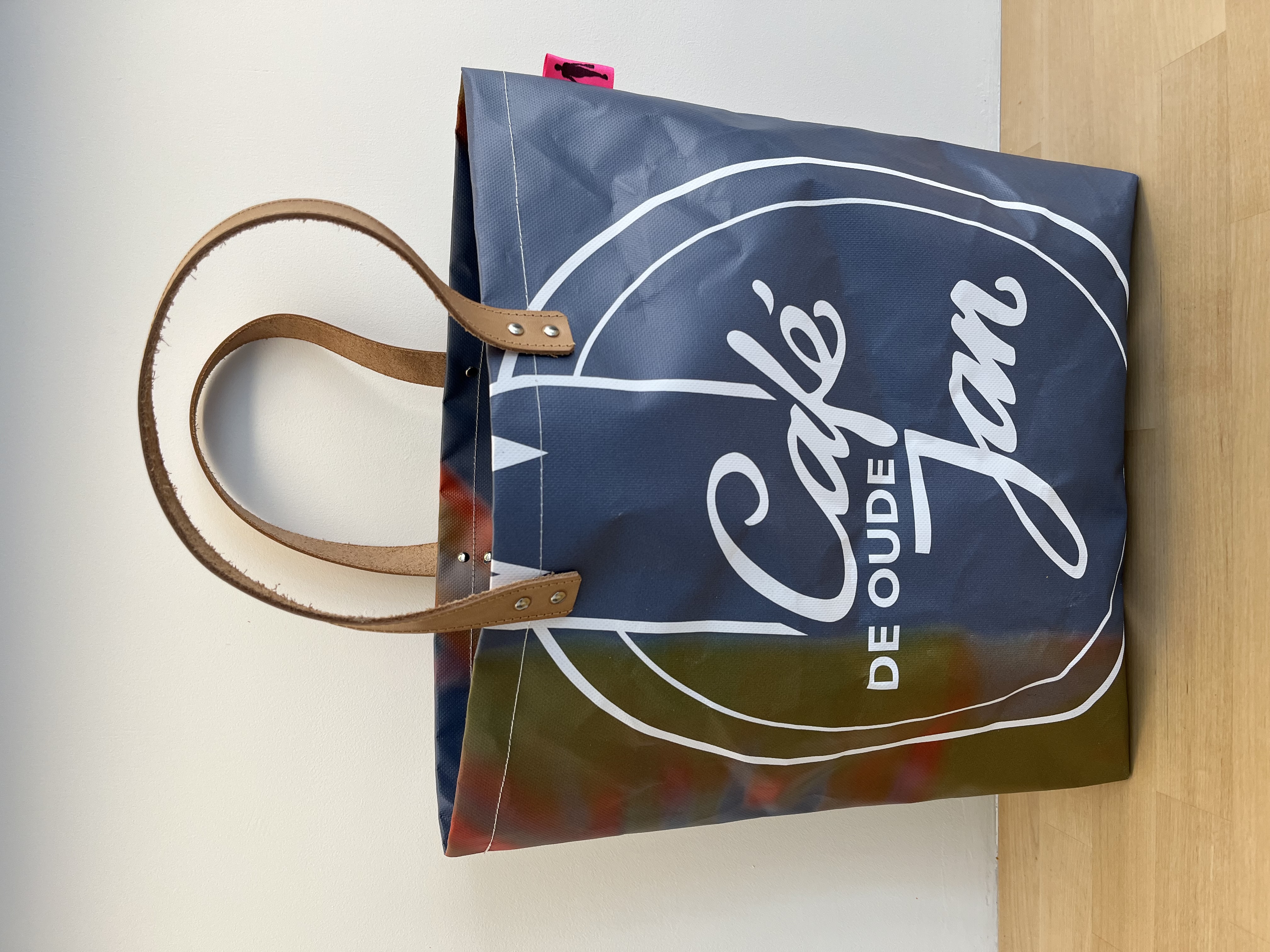 Shopper | Blues Festival Delft
